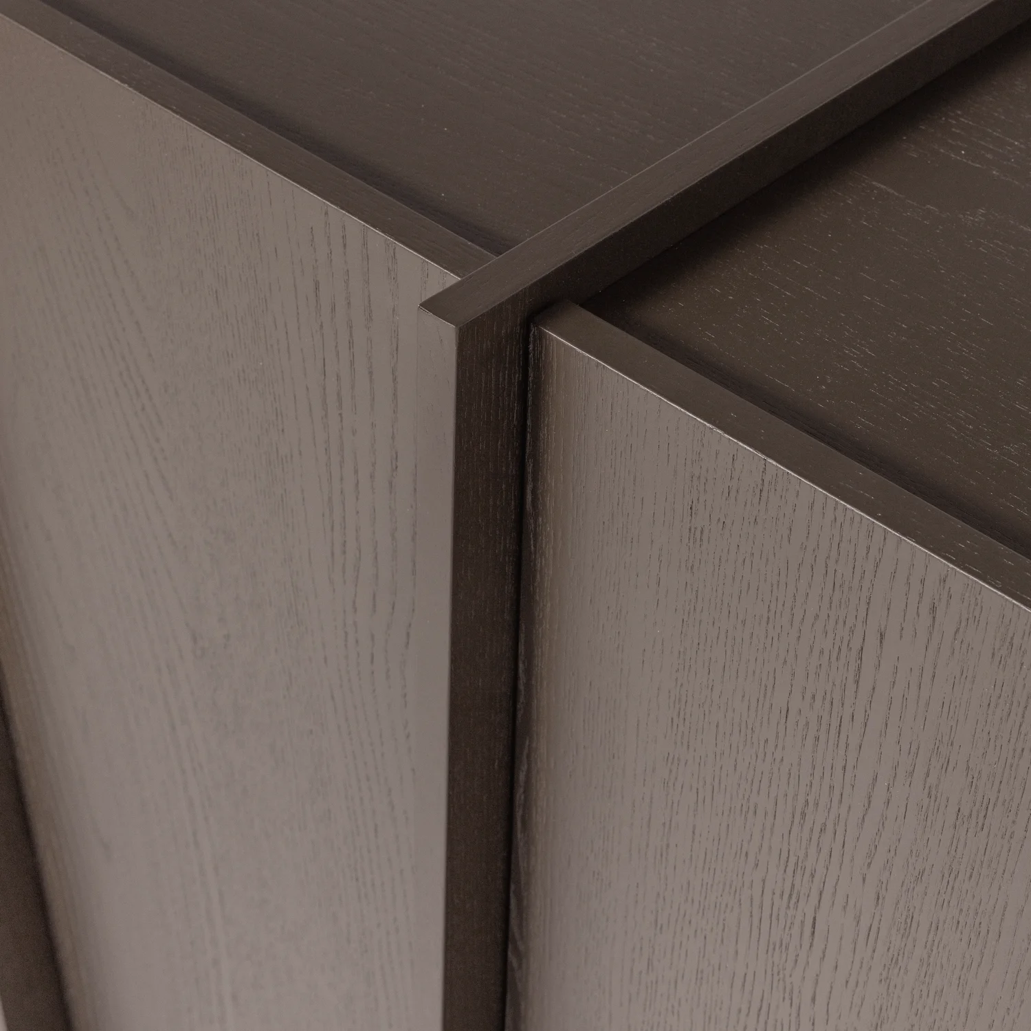 Schrank Aufbewahrungsschrank BROCK H 140 cm 2-türig Esche Funrier mittelbraun