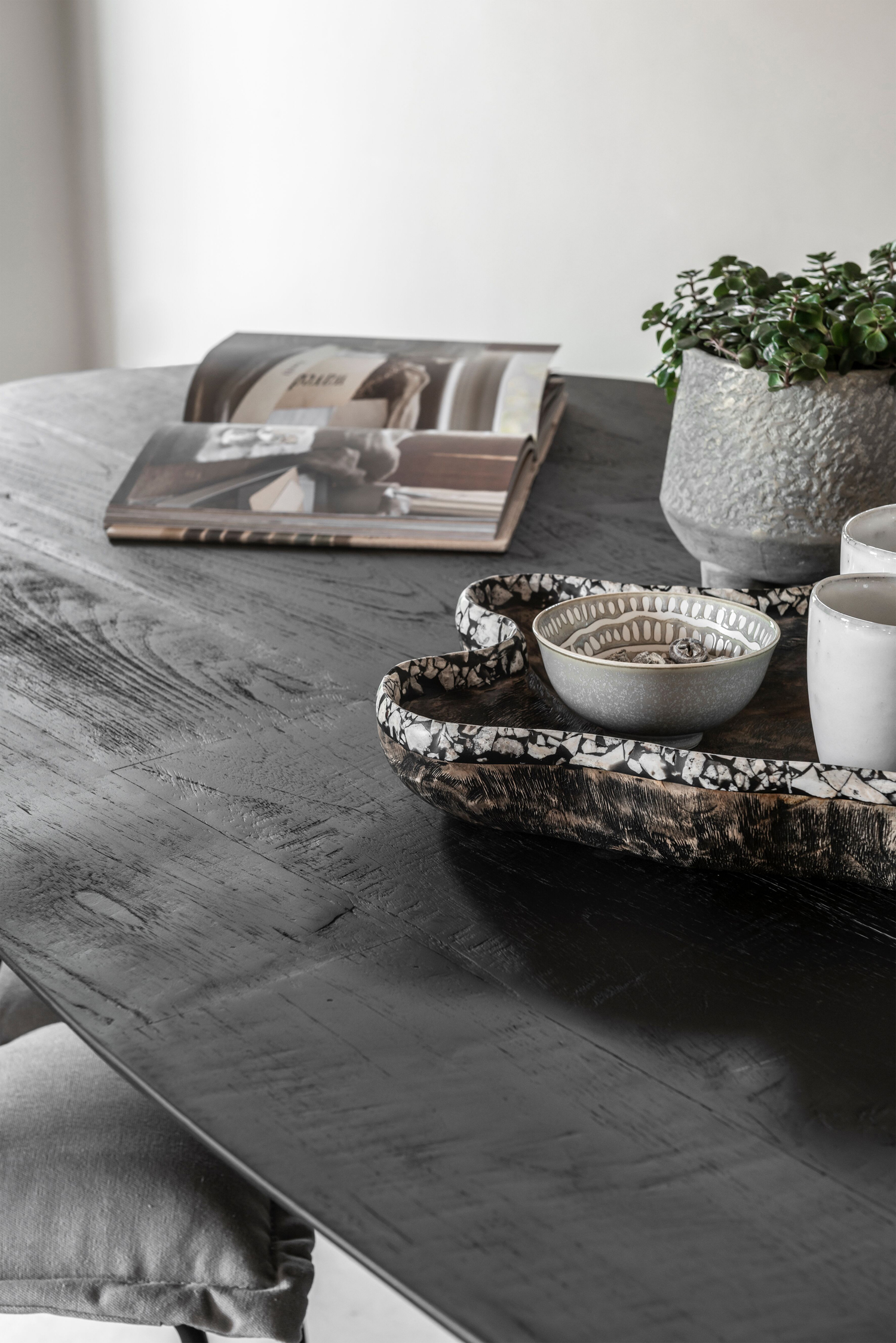 Esstisch Timeless oval 200 x 100 cm Teakholz schwarz