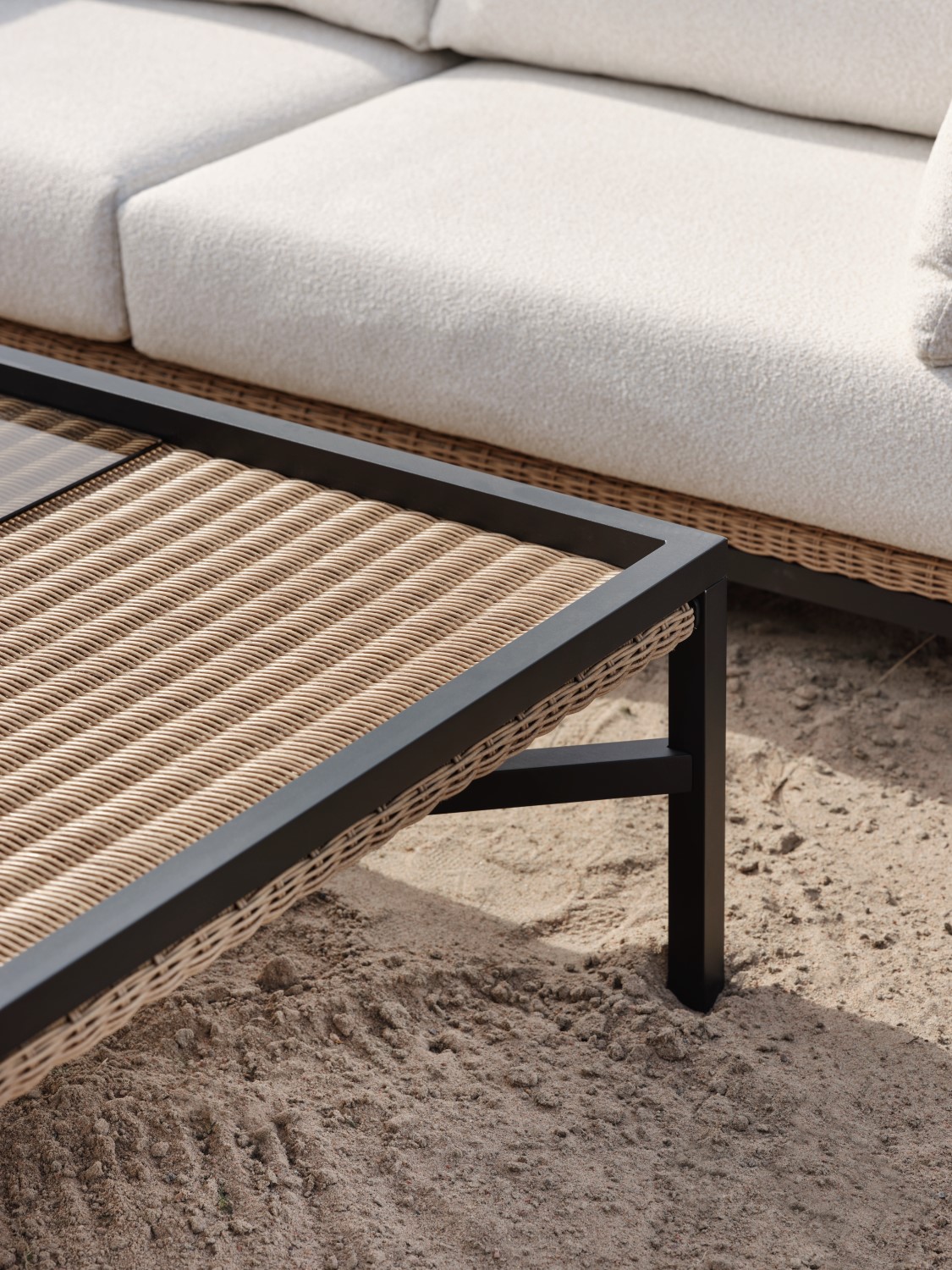 Gartenbank Gartensofa SHELL 2,5-Sitzer Rattan natur