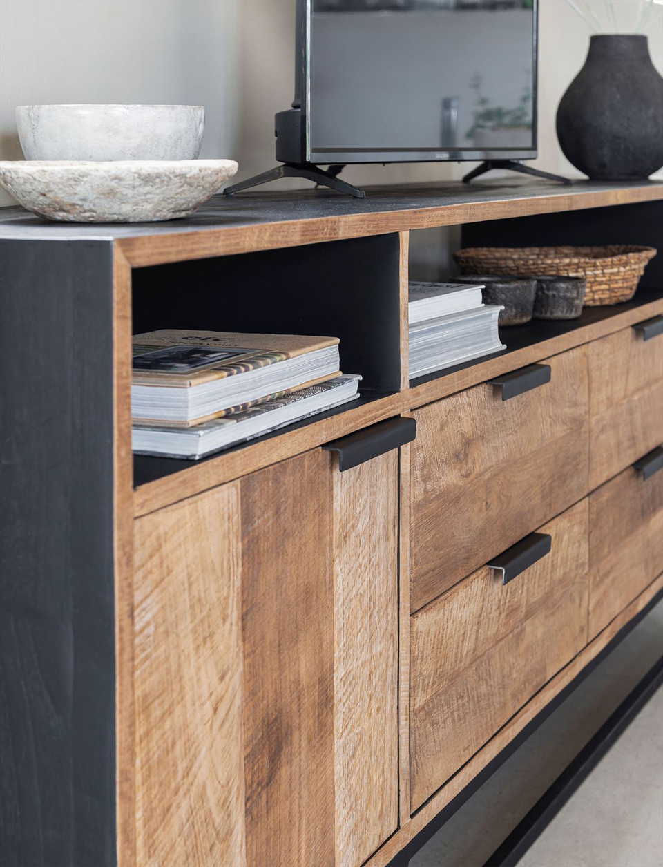 TV Möbel Cosmo No.3 Teakholz 200 cm Sideboard