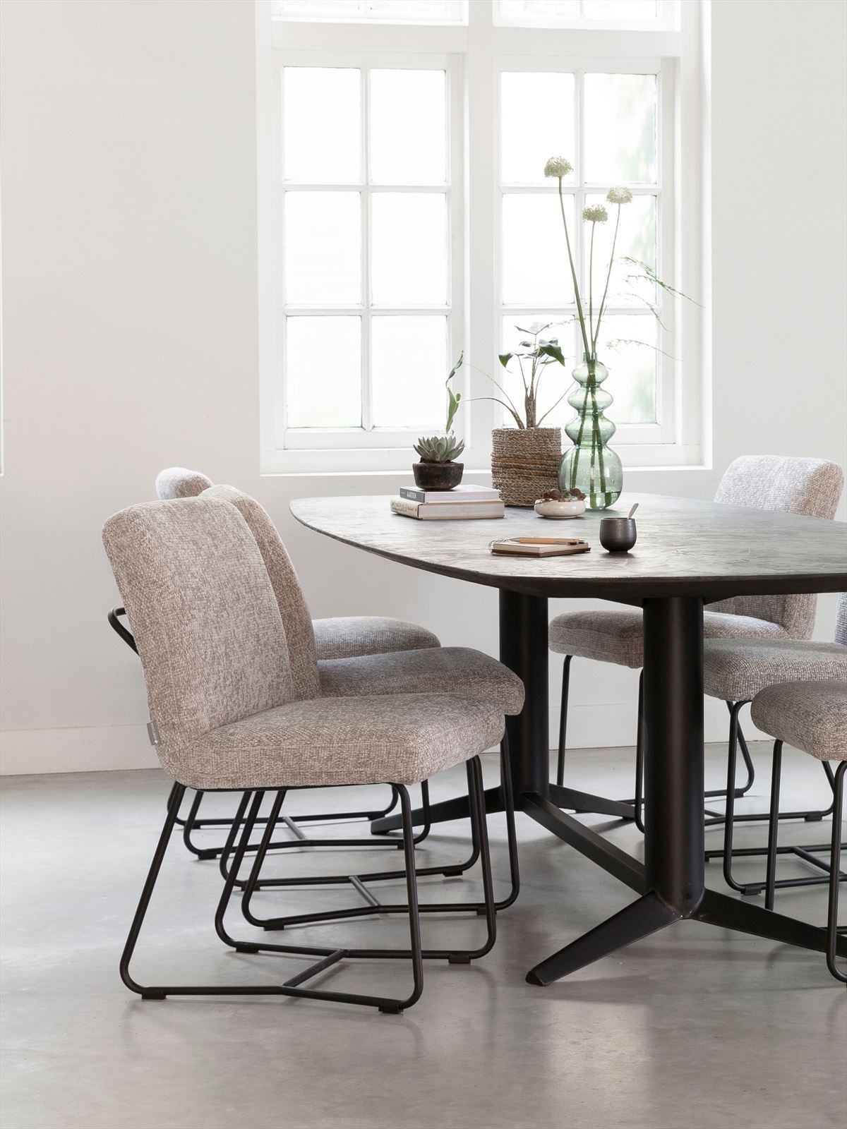 Esszimmerstuhl ZOLA gepolstert Samt beige sand