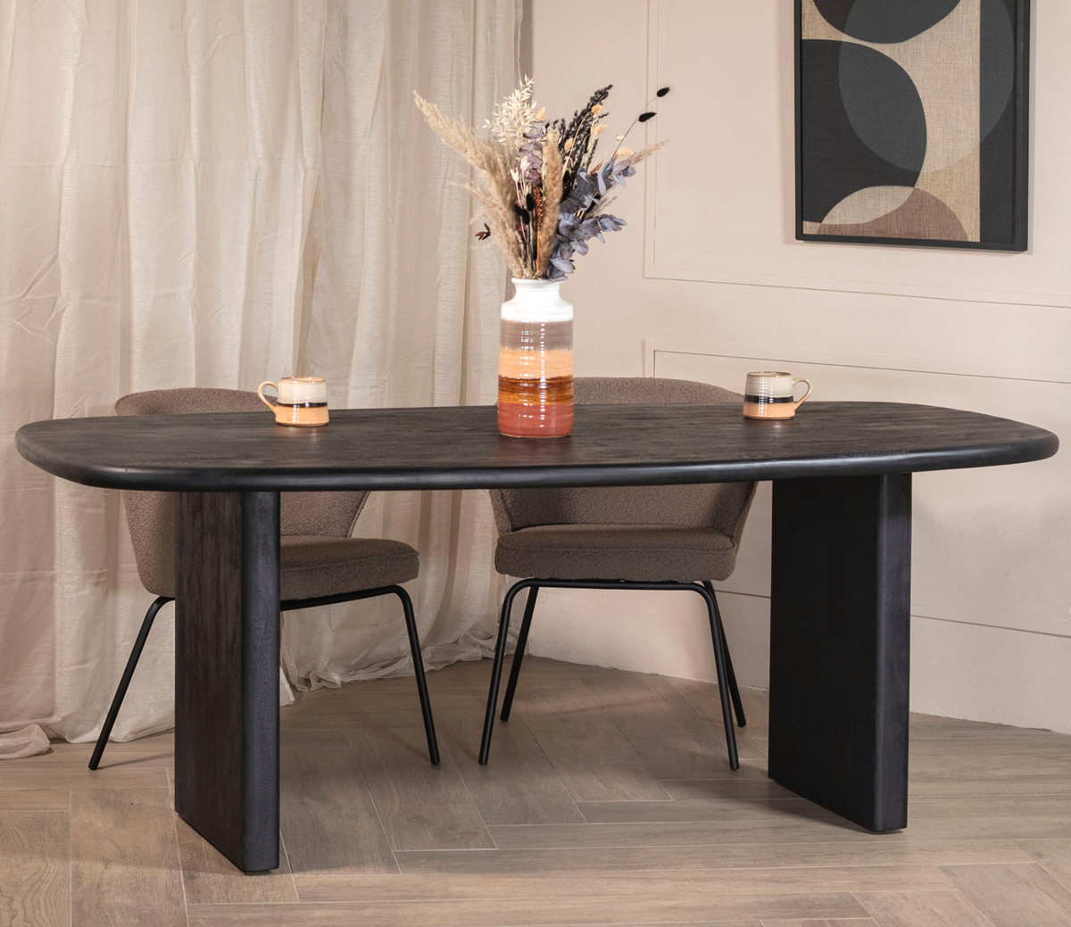 Esstisch AGIN oval 200 x 100 cm schwarz Mango Holz