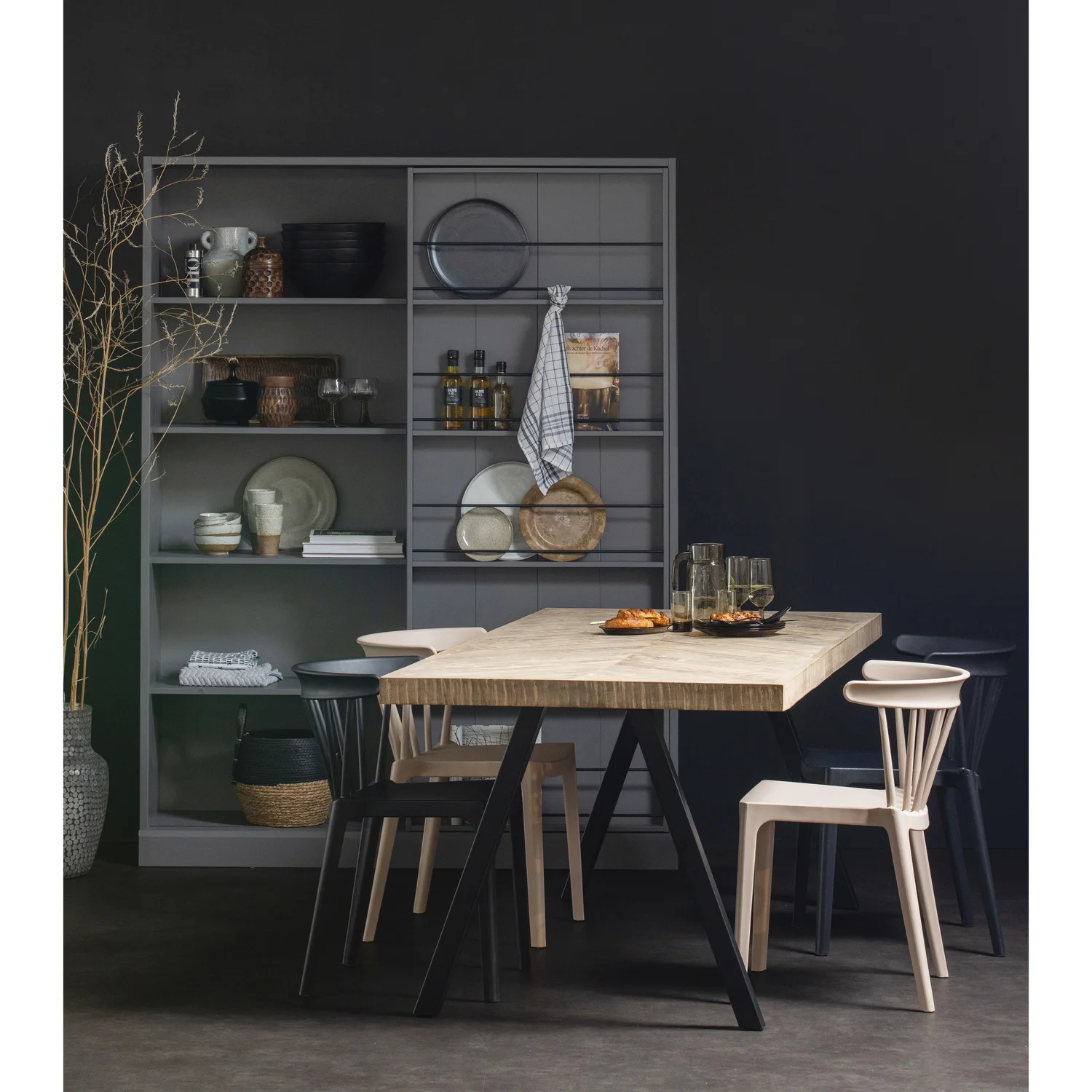 Esstisch TABLO SQUARE Legs 200 x 90 cm Mangoholz Fischgrätenmuster white wash