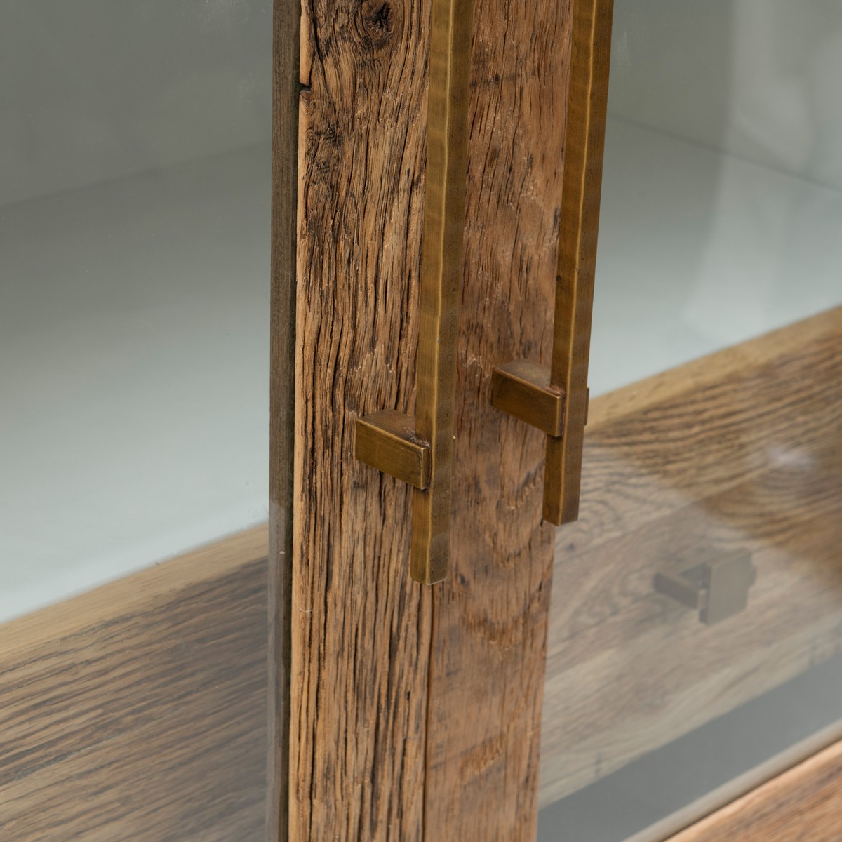 Rivièra Maison LAKE HOUSE Schrank Vitrine 100 cm Eiche weiß braun