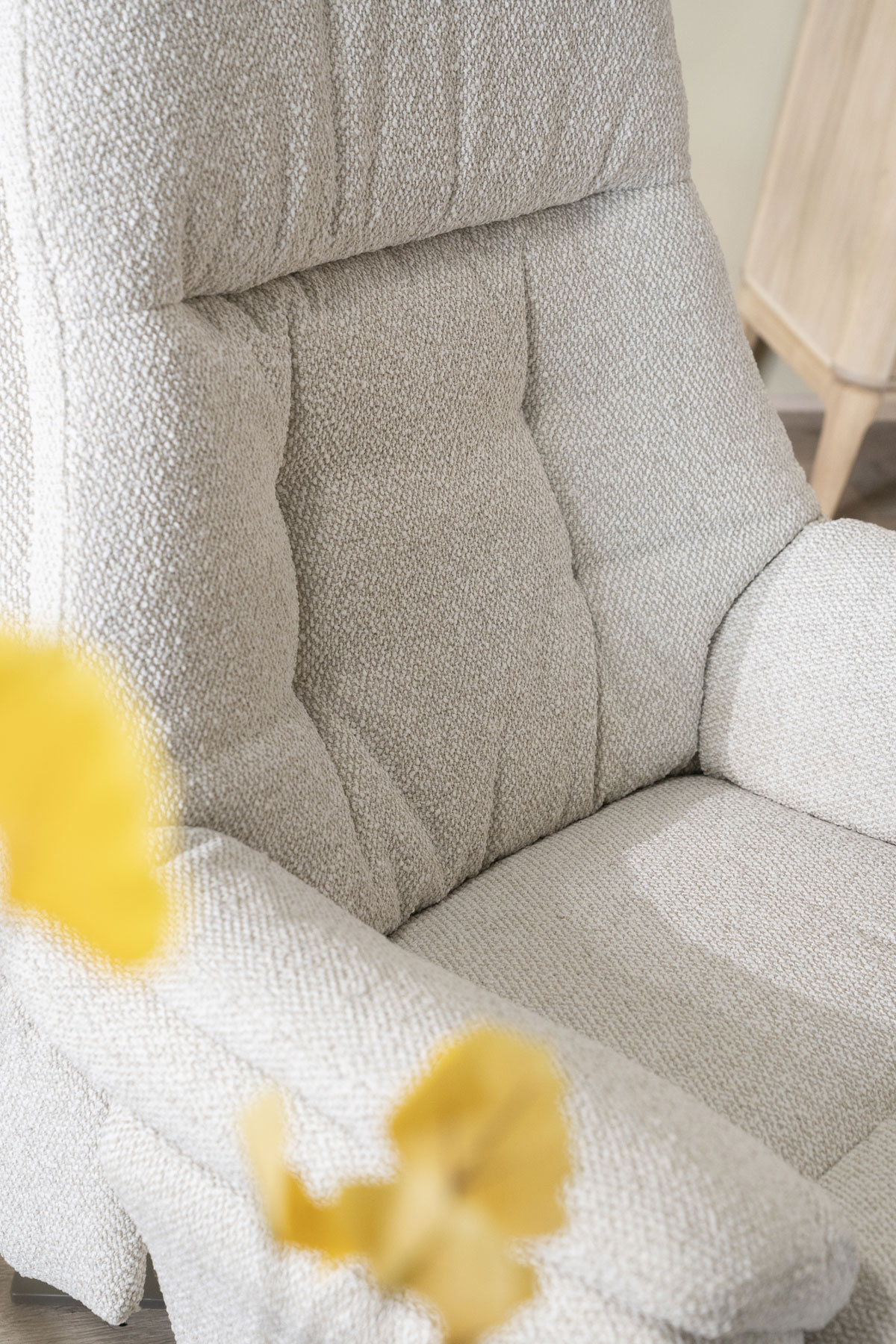 Relaxsessel Caleb elektrisch verstellb. mit Hocker Stoff beige