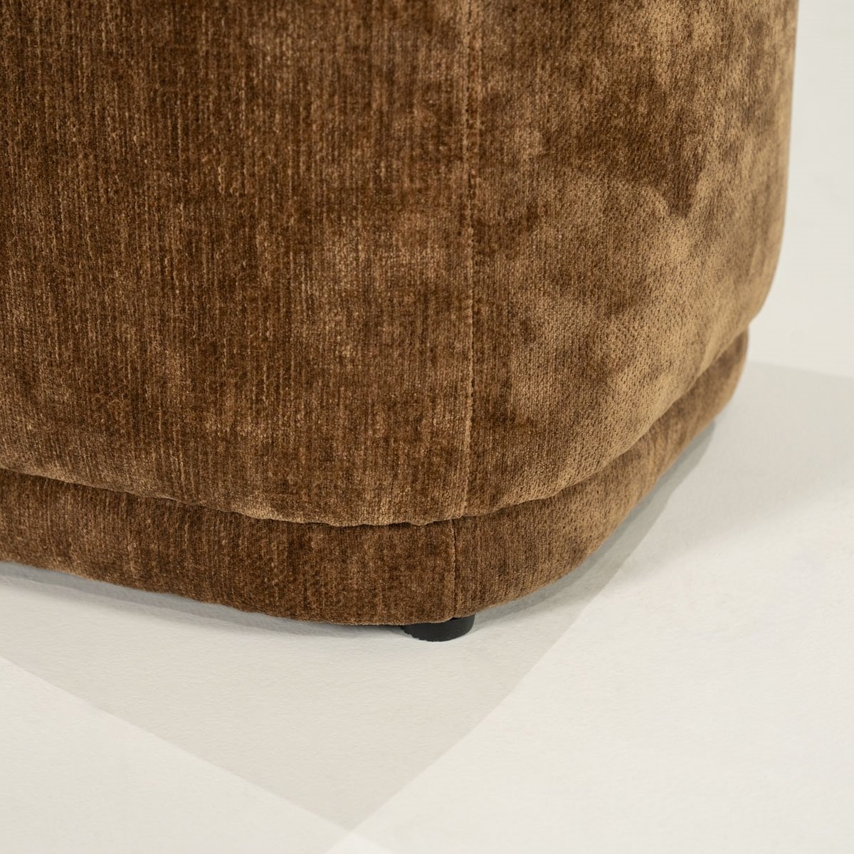 Pouf Nook H 47 cm senffarben Hocker Sitzhocker