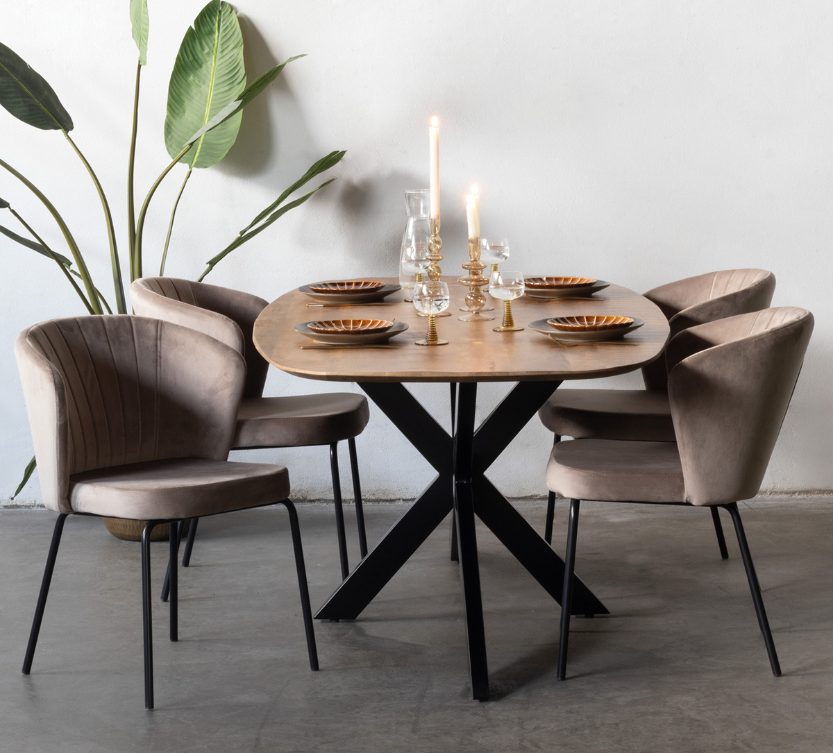 Esstisch LEON 240 x 100 cm oval Mango