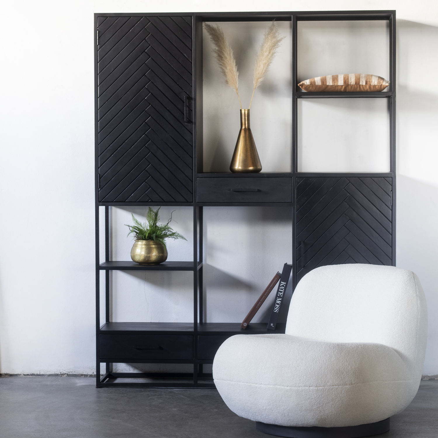 Schrank Regal BOB B 160 cm Mangoholz Fischgrät schwarz