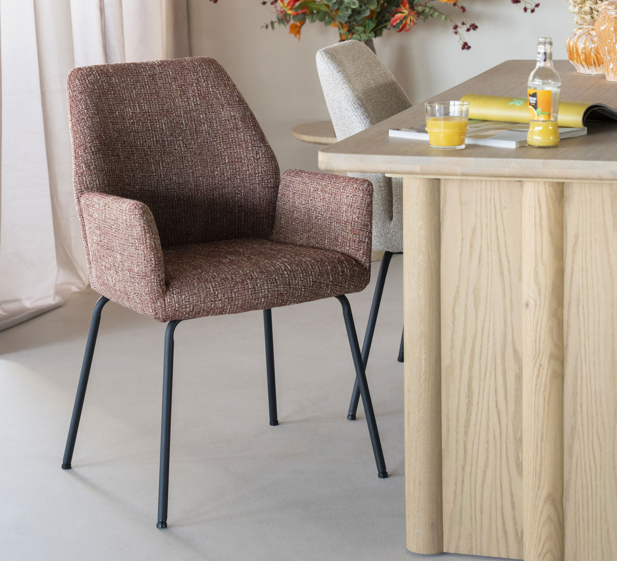 Esszimmer Stuhl Indy Vierfußstuhl Metall Stoff rot