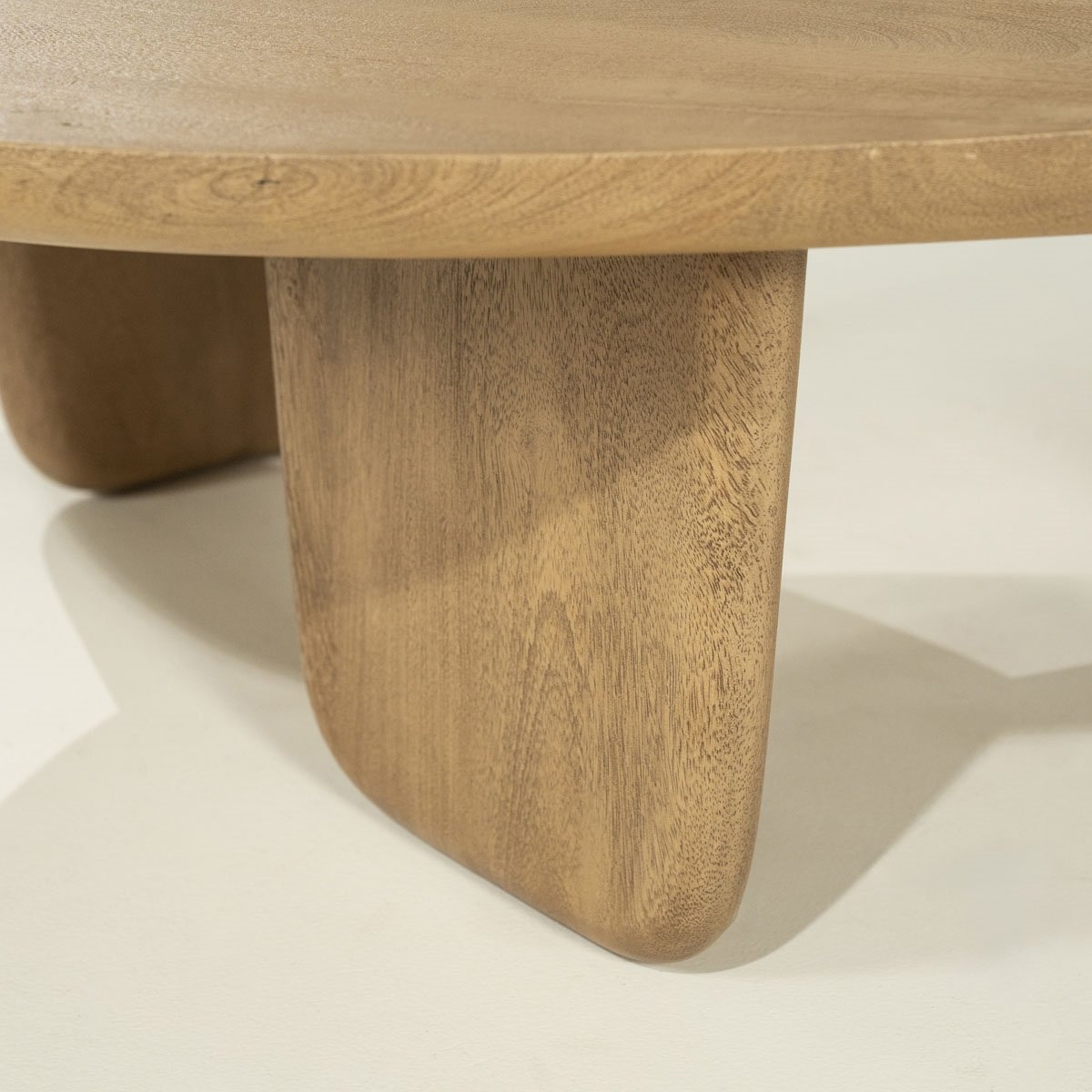 Couchtisch Maud groß 100 x 85 cm Mangoholz hell Sofatisch Beistelltisch