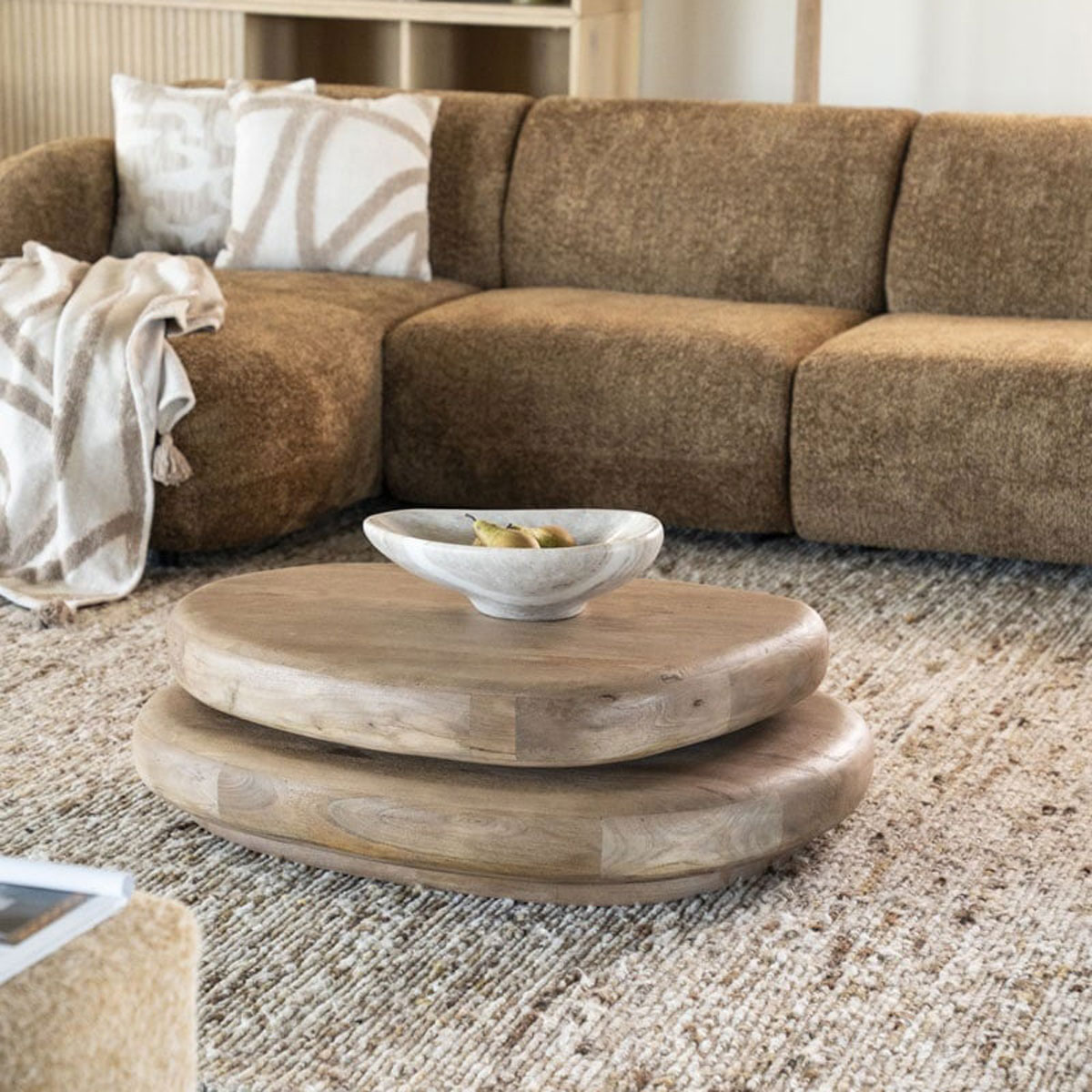 Couchtisch Kabo 100 x 80 cm drehbar Mango Massivholz hellbraun