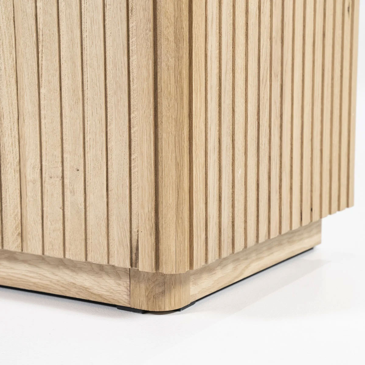 Sideboard Rosenborg 175 cm mit 4 Türen Eiche