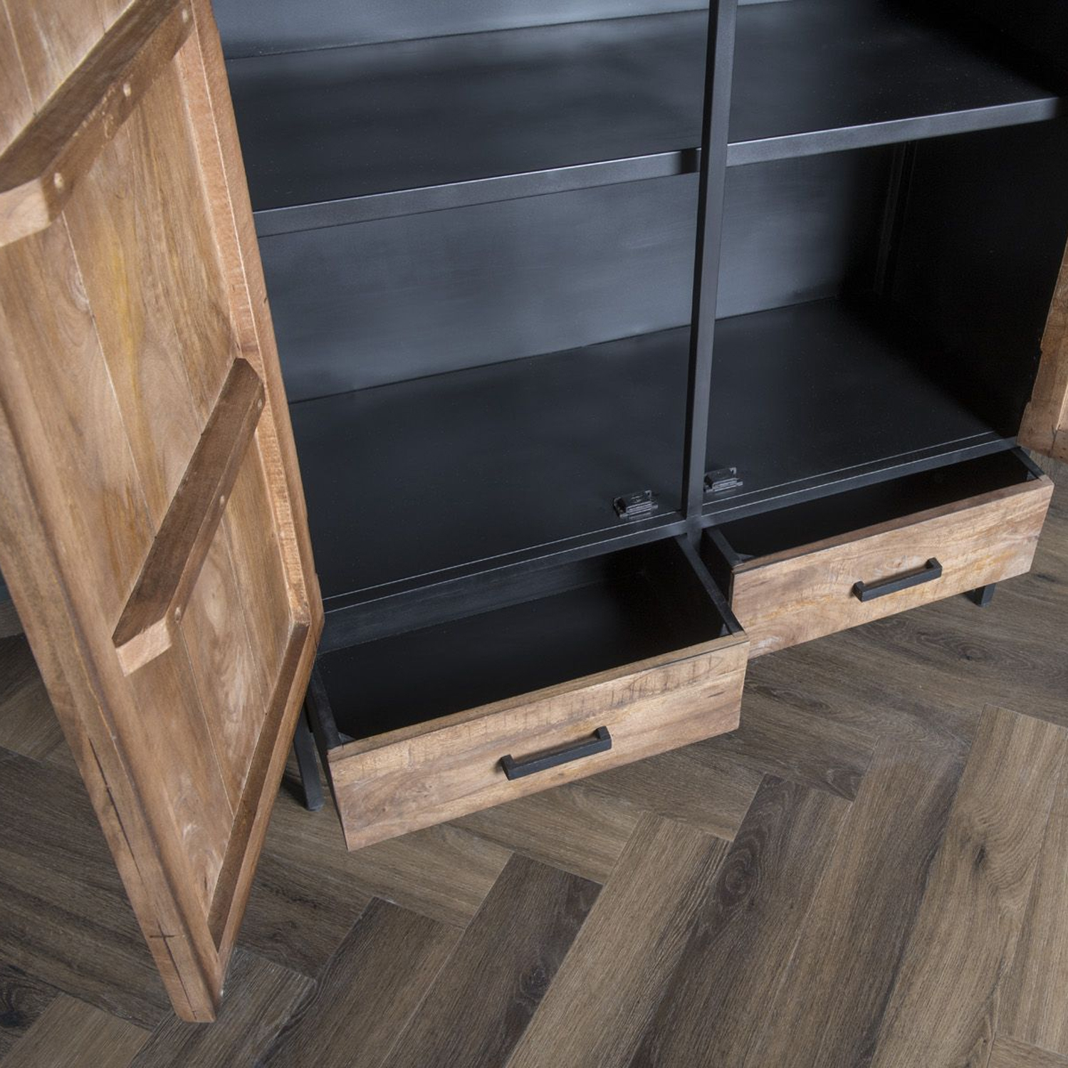 Schrank Sturdy Schubladen Mangoholz Wohnzimmerschrank