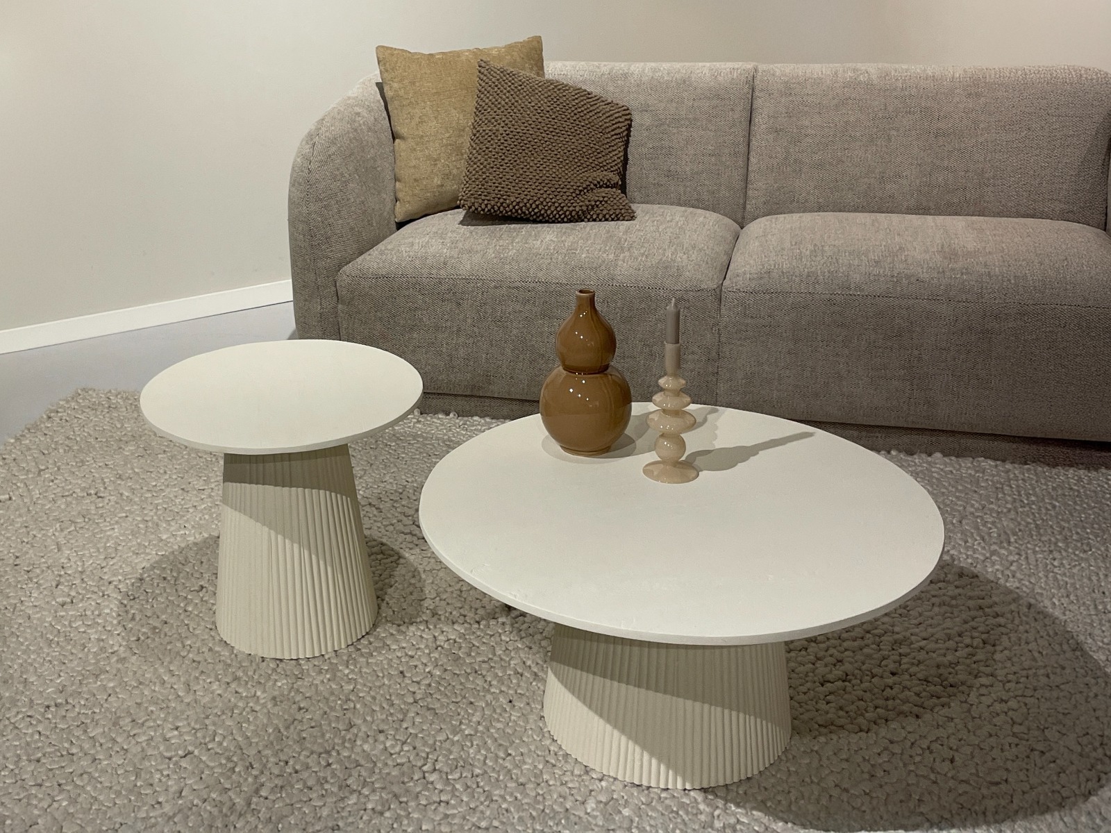 Couchtisch Patrice Ø 50 cm Mangoholz cremeweiß Sofatisch