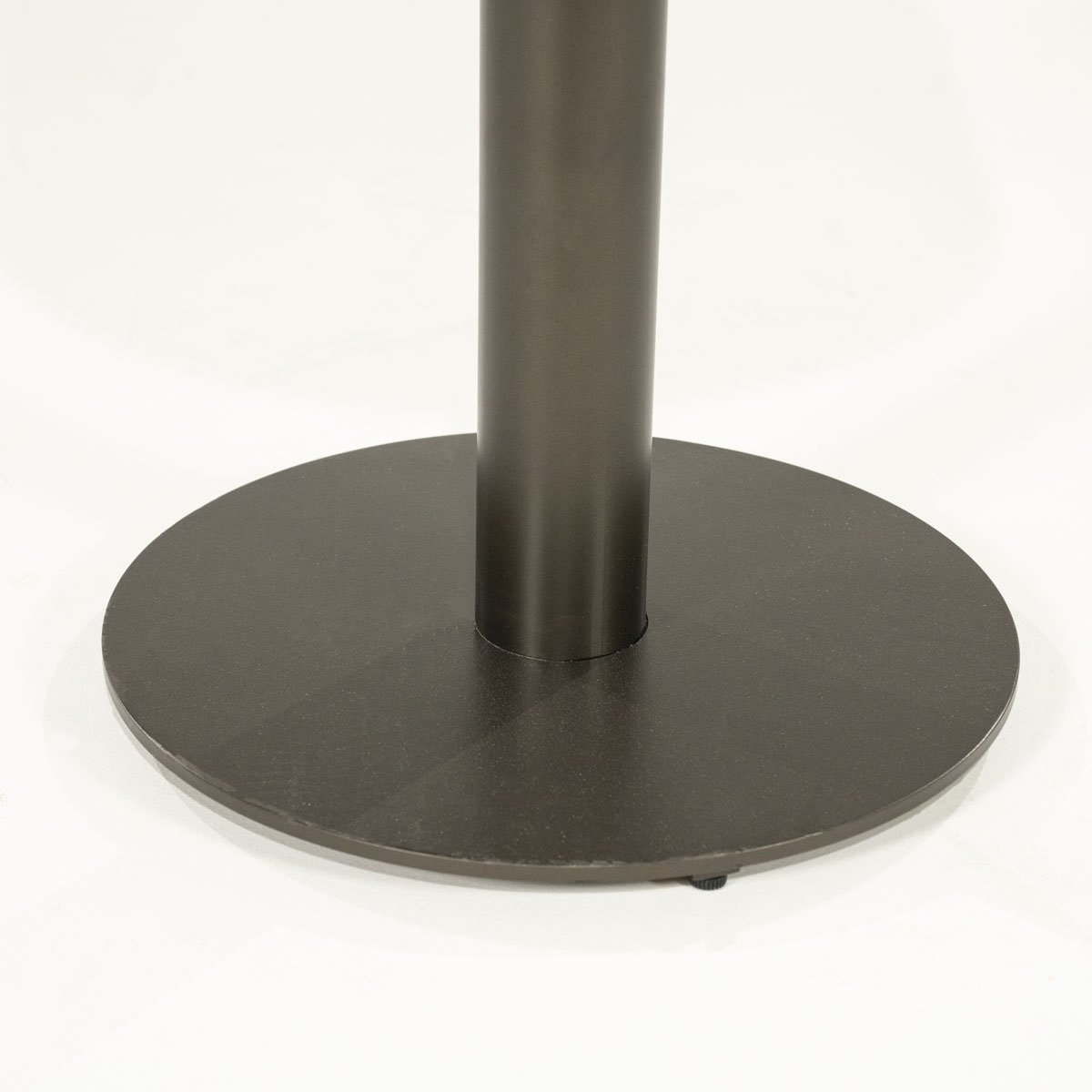 Nachtschränkchen Skye H 60 cm Eiche Massivholz hellbraun Metall Nachttisch
