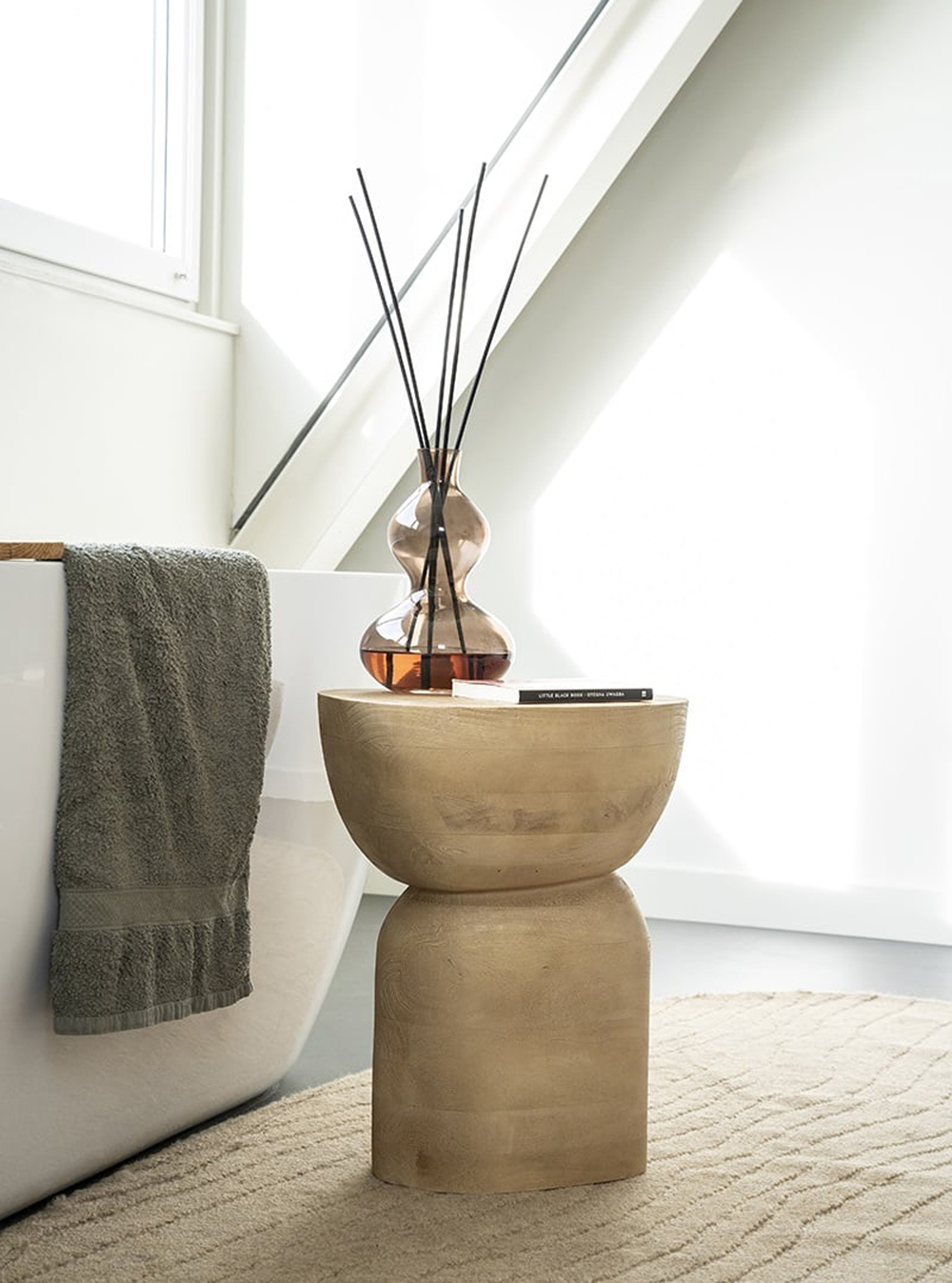 Beistelltisch COBBLE natur Holz rund