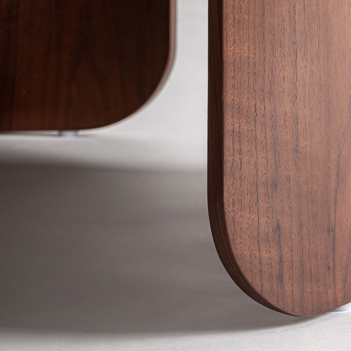 Esstisch LHERM rund Ø 150 cm weißer Feinsteinzeug - Porzellan-Keramik