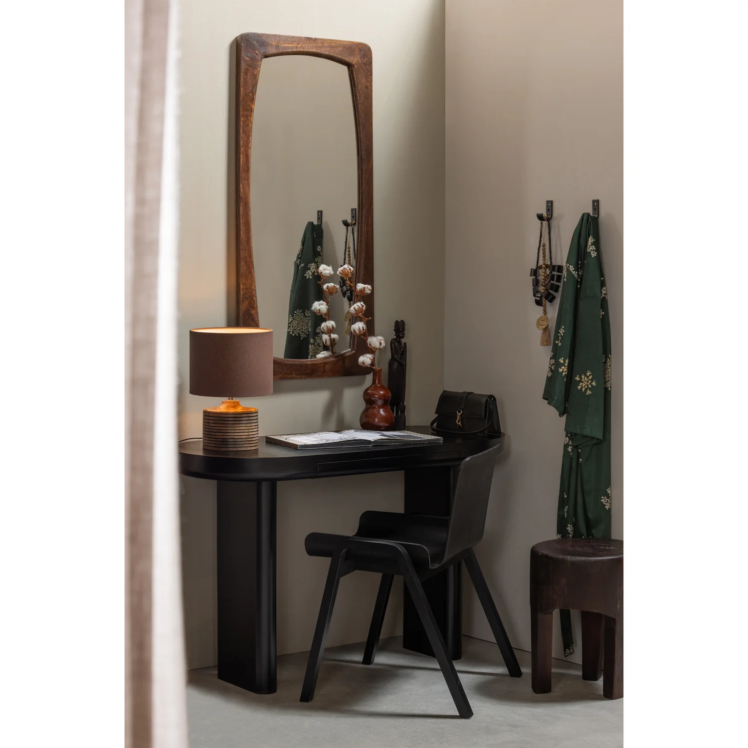 Schreibtisch MAEL 120 x 50 cm MDF furniert schwarz