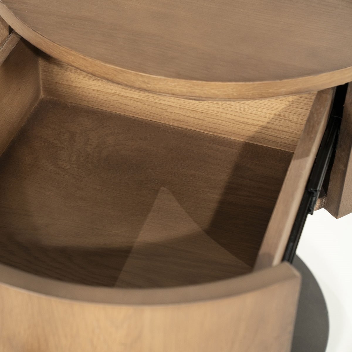 Nachtschränkchen Skye H 60 cm Eiche Massivholz braun Metall Nachttisch