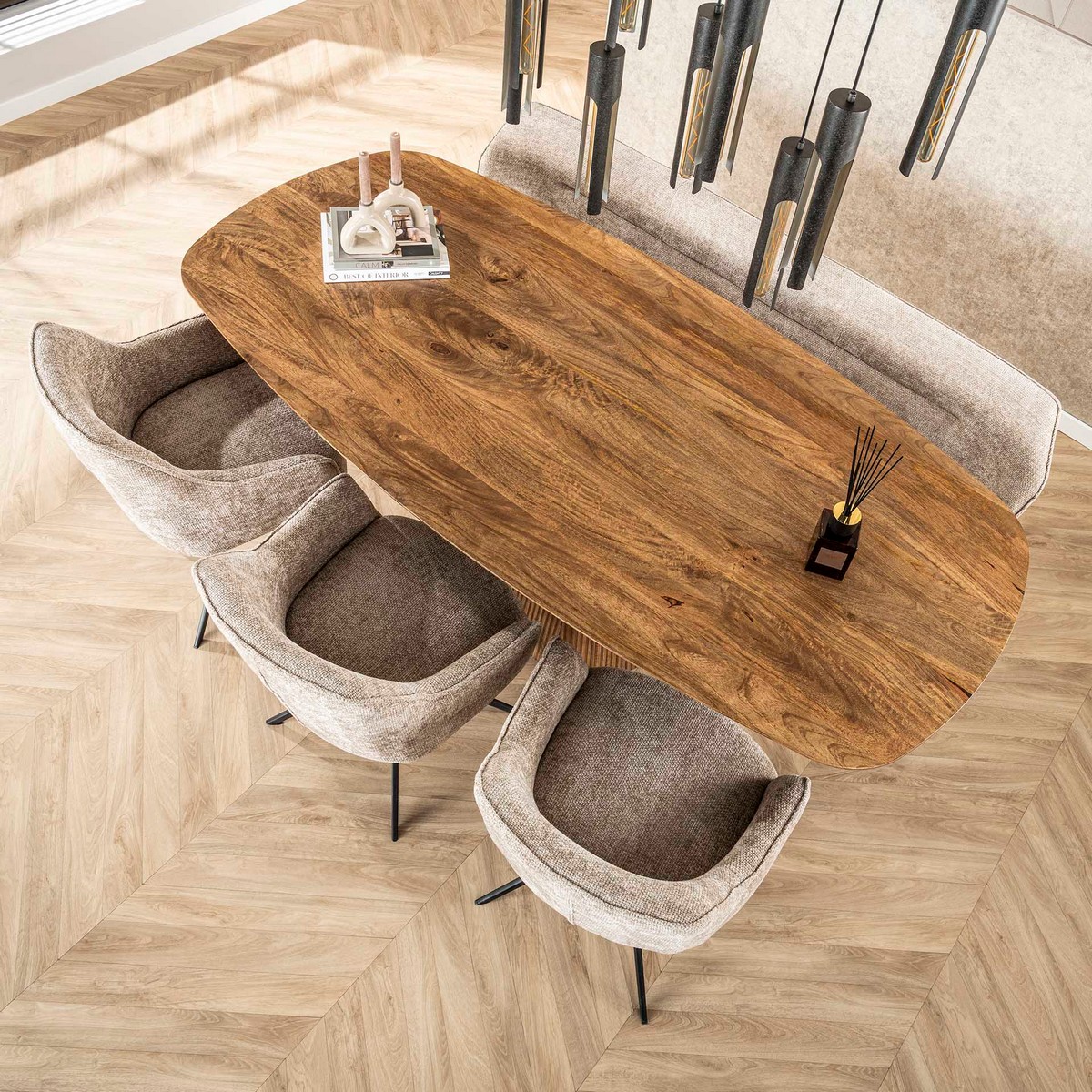Esstisch ELEANO oval 215 × 105 cm aus Mangoholz Natur