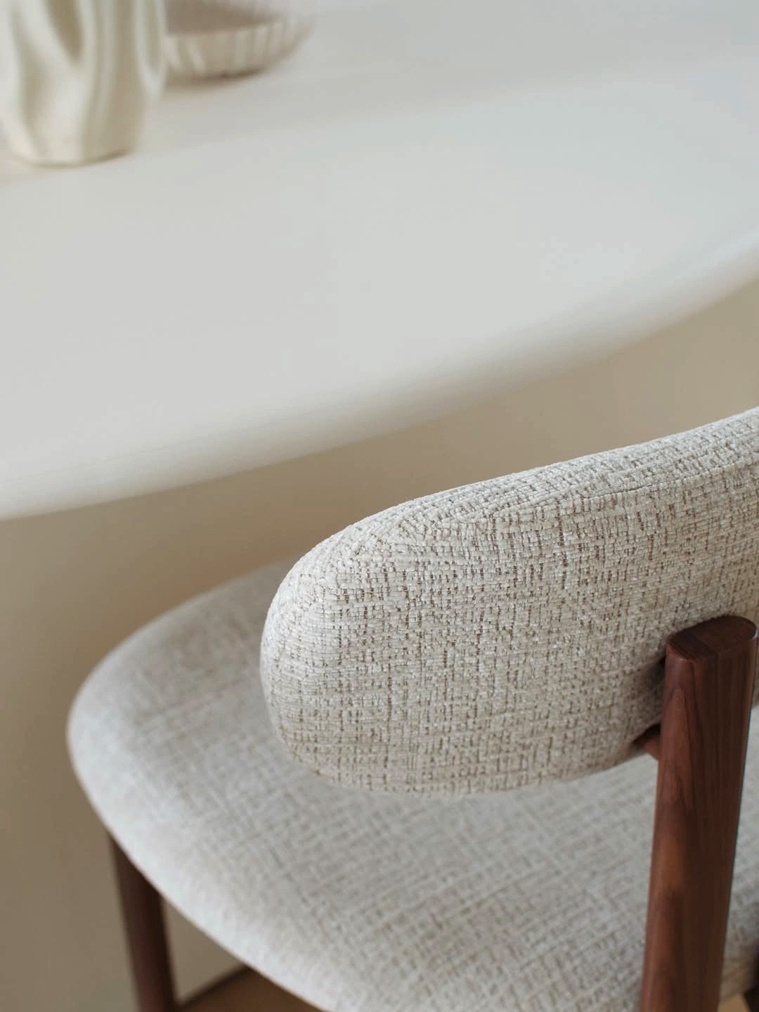 Esszimmerstuhl VELORA beige wallnuss Maison ESTO 