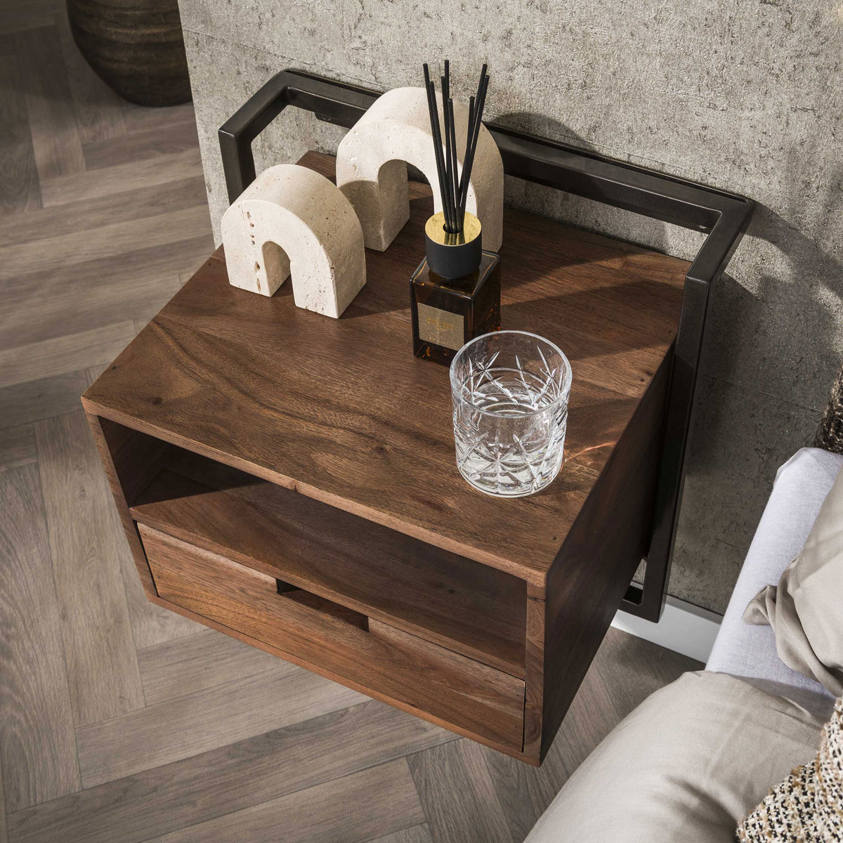 Nachttisch hängend H 45 cm mit Schublade Akazie dunkelbraun