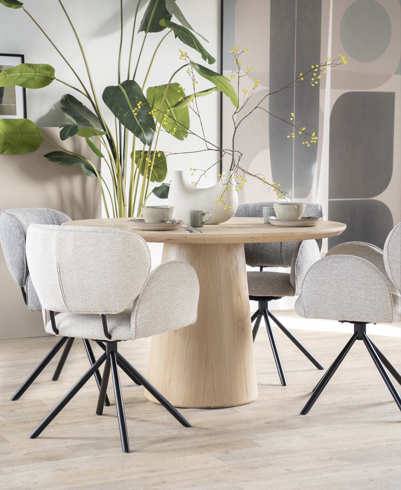 Esstisch Nola rund 130 cm MDF Eiche