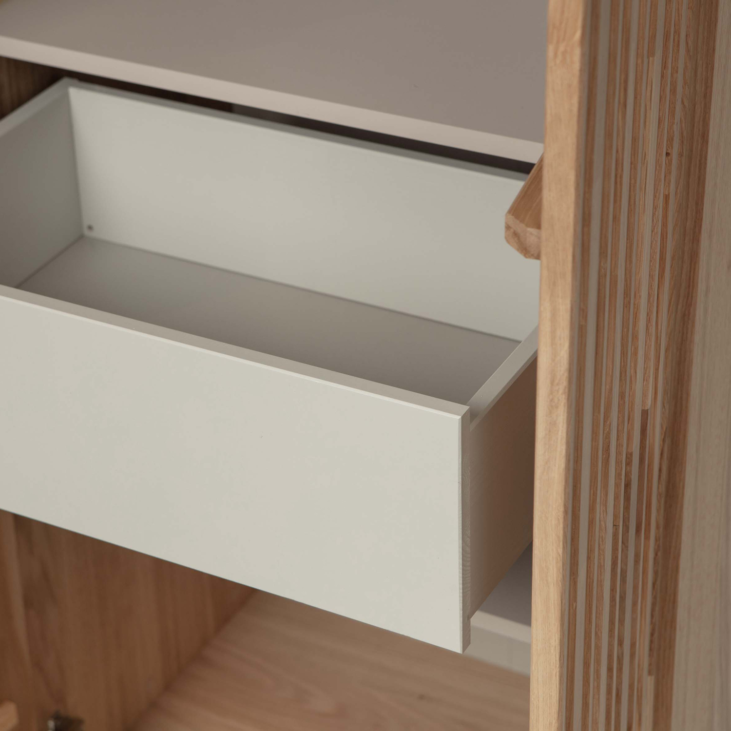 Kleiderschrank Schrank New Gravure H 210 cm Eiche natur