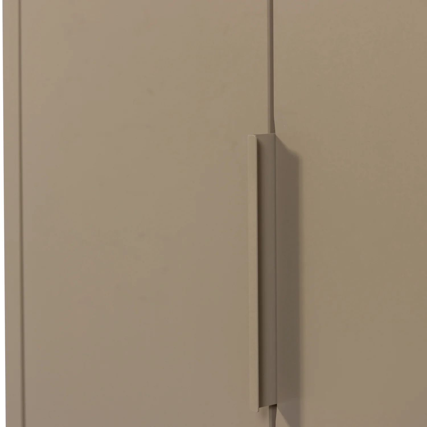 Aufbewahrungsschrank GUNNAR H 135 cm mit 2 Türen Kiefernholz schlammfarben