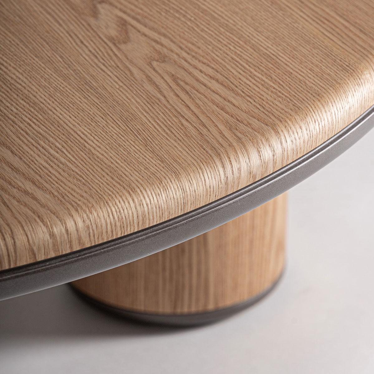 Couchtisch LENEO rund Ø 100 cm Sperrholz MDF Holzdekor