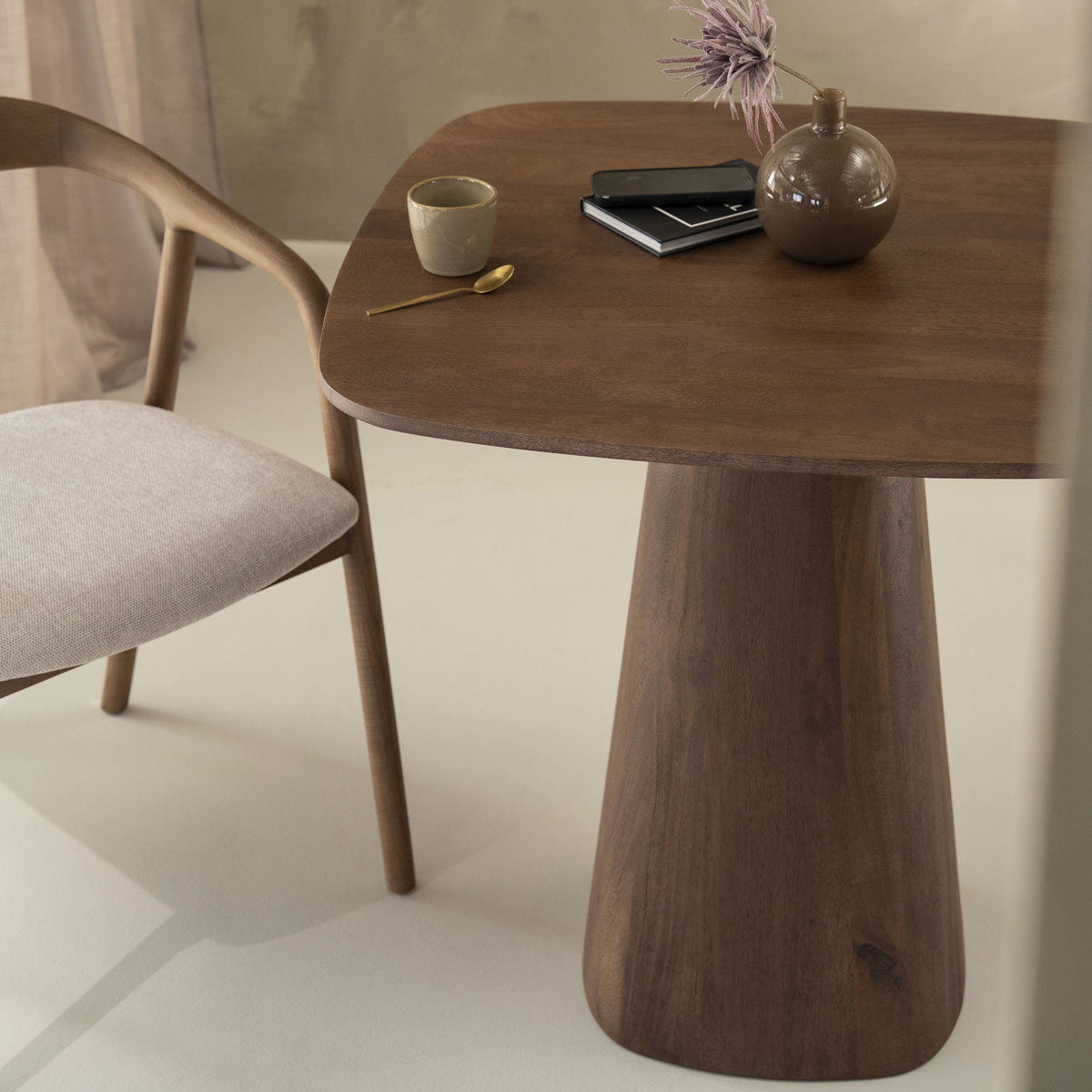 Esstisch Aron 80 x 80 cm Mangoholz massiv braun