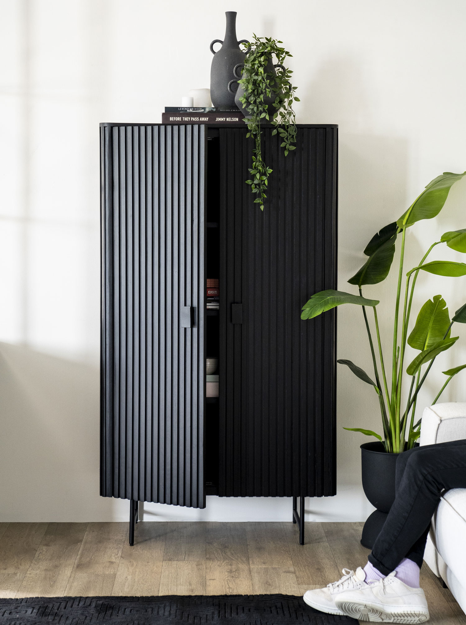 Aufbewahrungsschrank Highboard Remi H 170 cm Mango Massivholz Metall schwarz