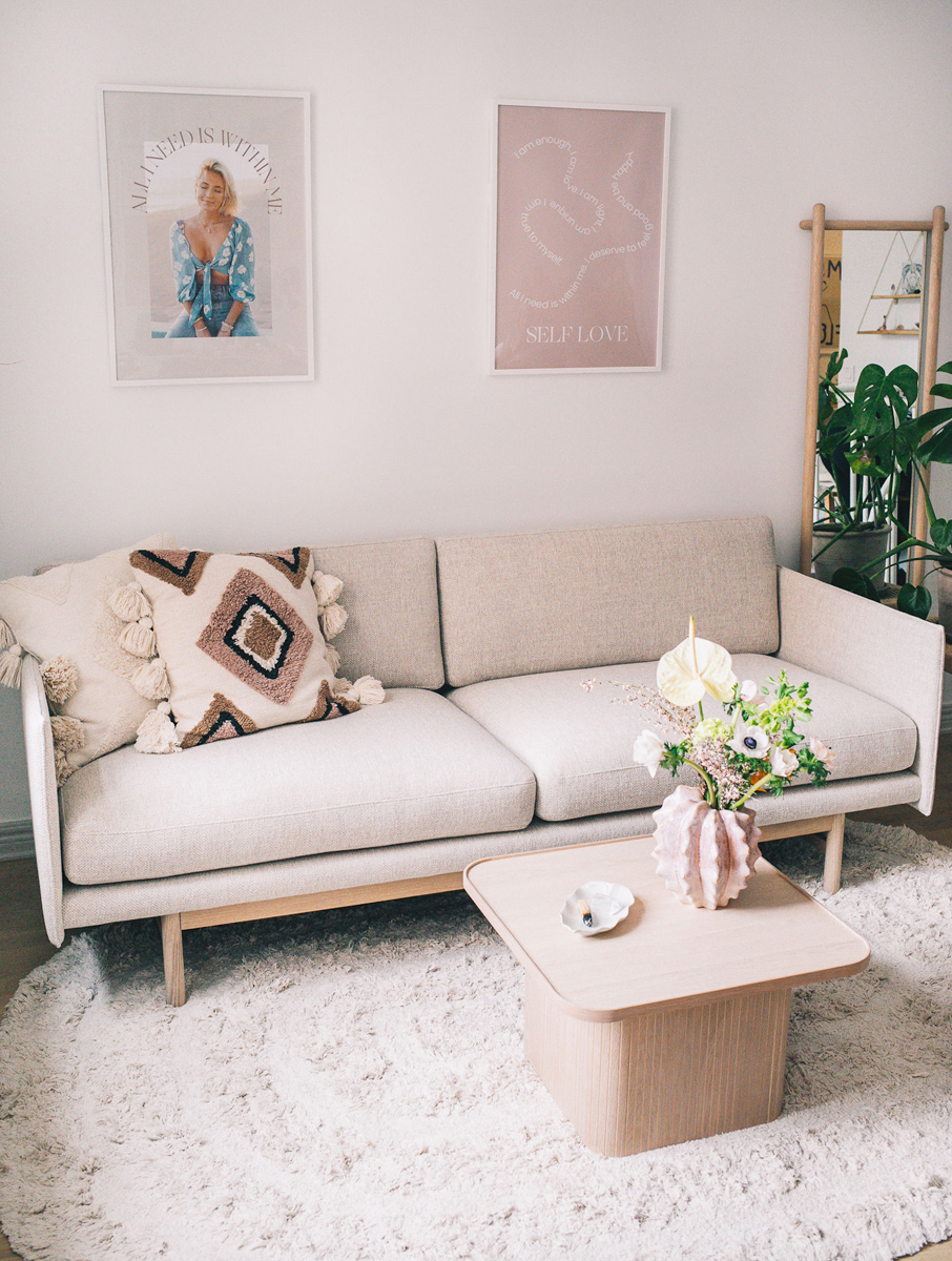 3 Sitzer Sofa HALLGERD 212 cm Stoff beige