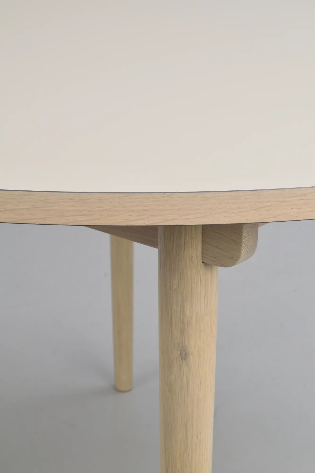 Esszimmergruppe VAIRMOUNT komplett Esstisch rund Ø 120 cm beige weiß mit 4 Stühlen