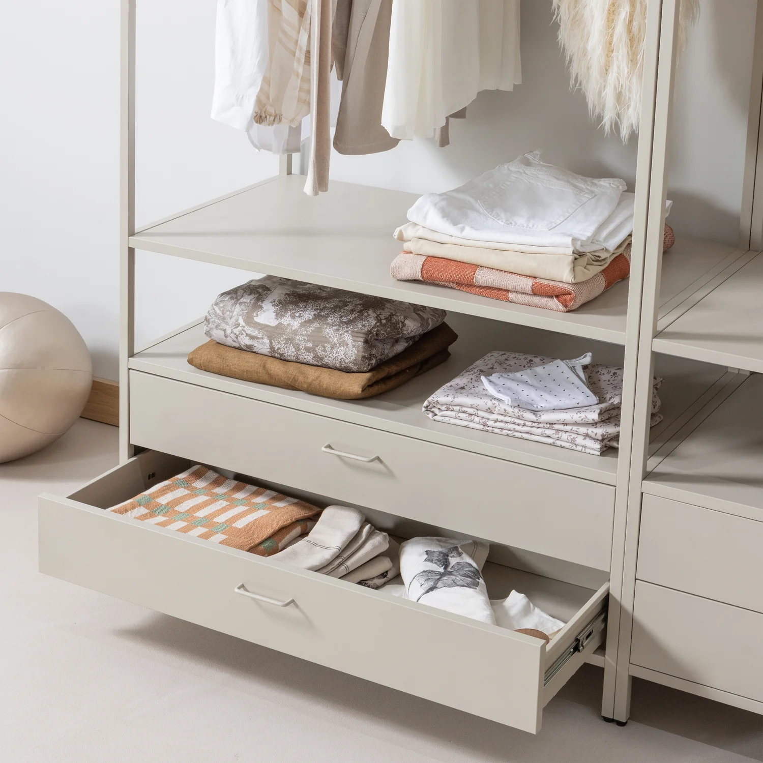 Kleiderschrank Kleiderständer Ferris B 100 cm Metall sandfarben  