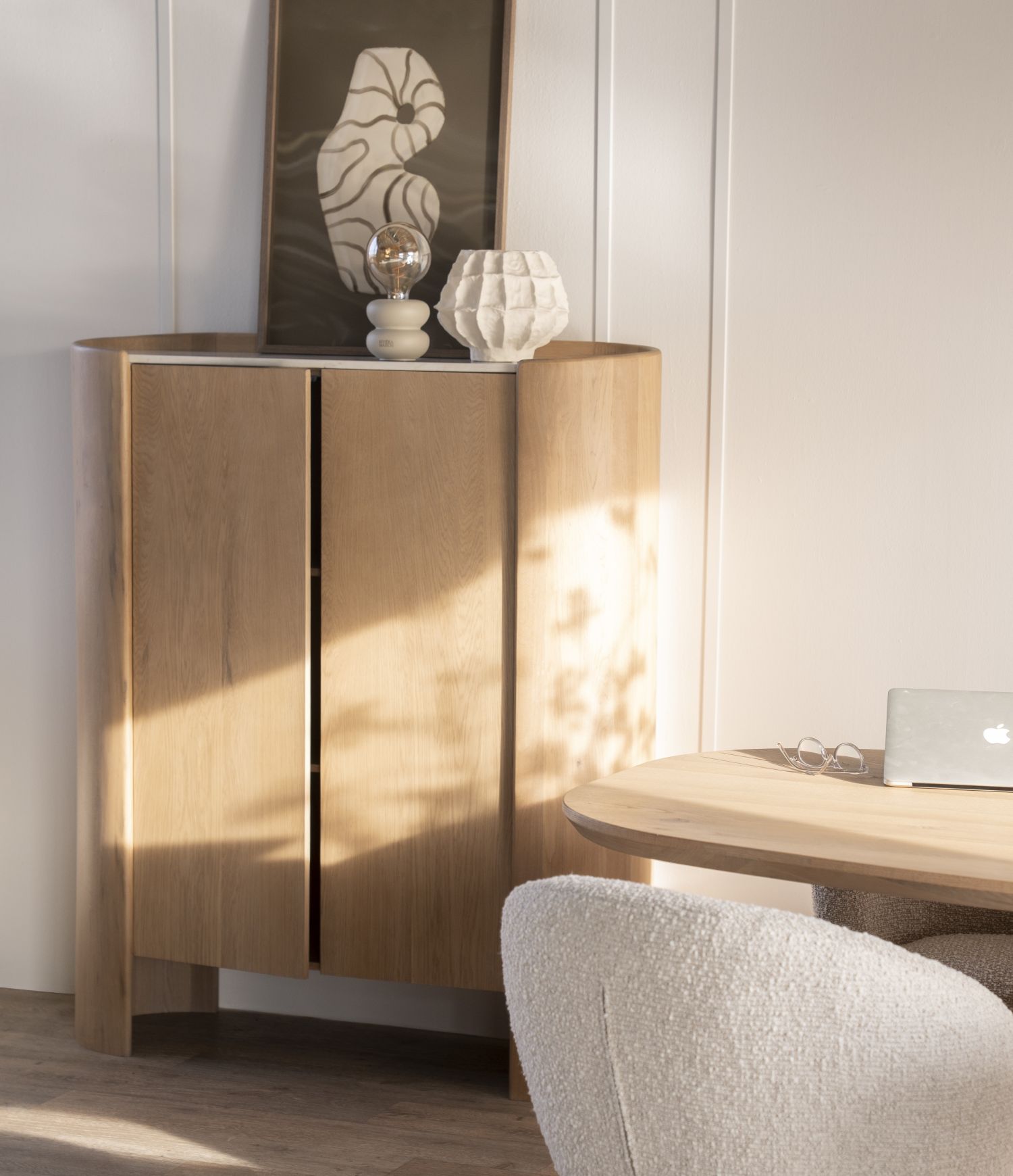 Highboard Don mit 2 Türen Eiche Holz Furnier hellbraun Marmor