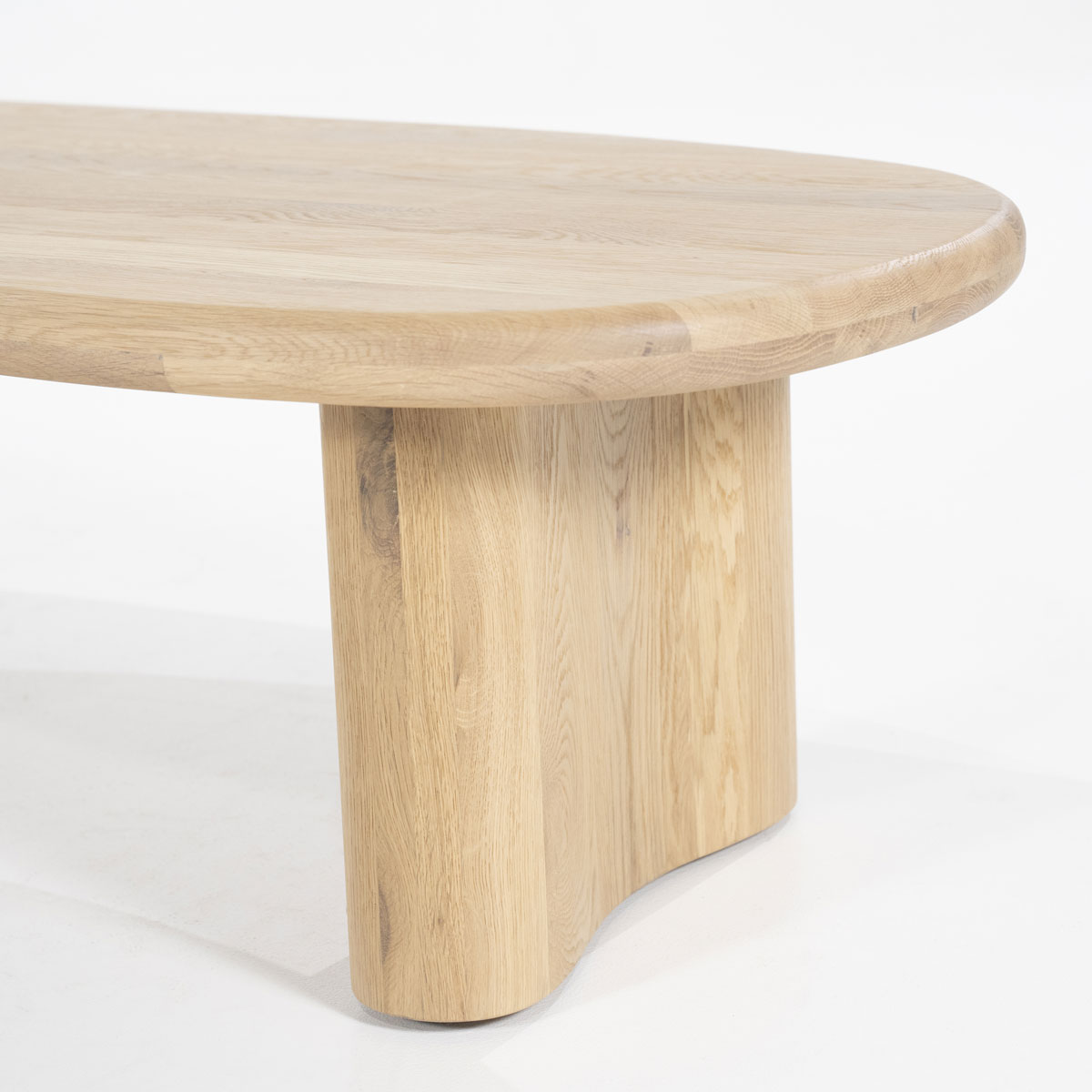 Couchtisch Josh 140 x 60 cm organische Form Eiche Holz Furnier hellbraun