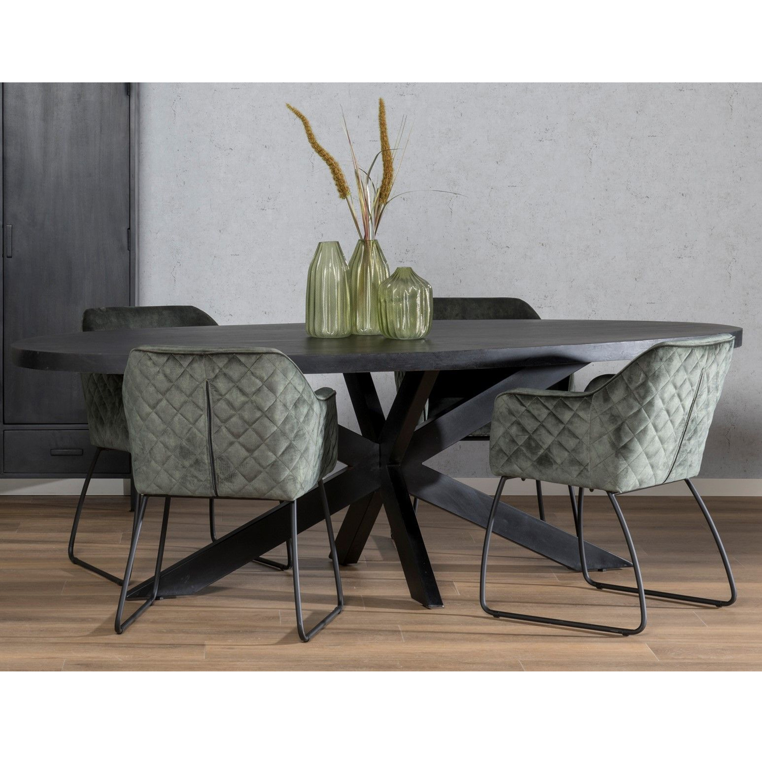 Esstisch Spider 180 x 90 oval Mango schwarz