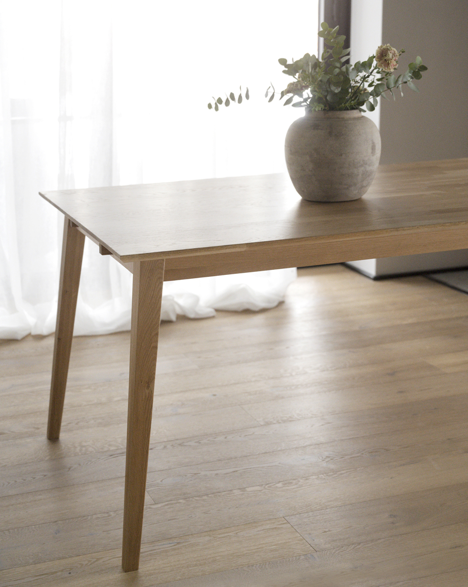 Esstisch TILITTIA 180 x 90 cm Eiche natur verlängerbar 280 cm