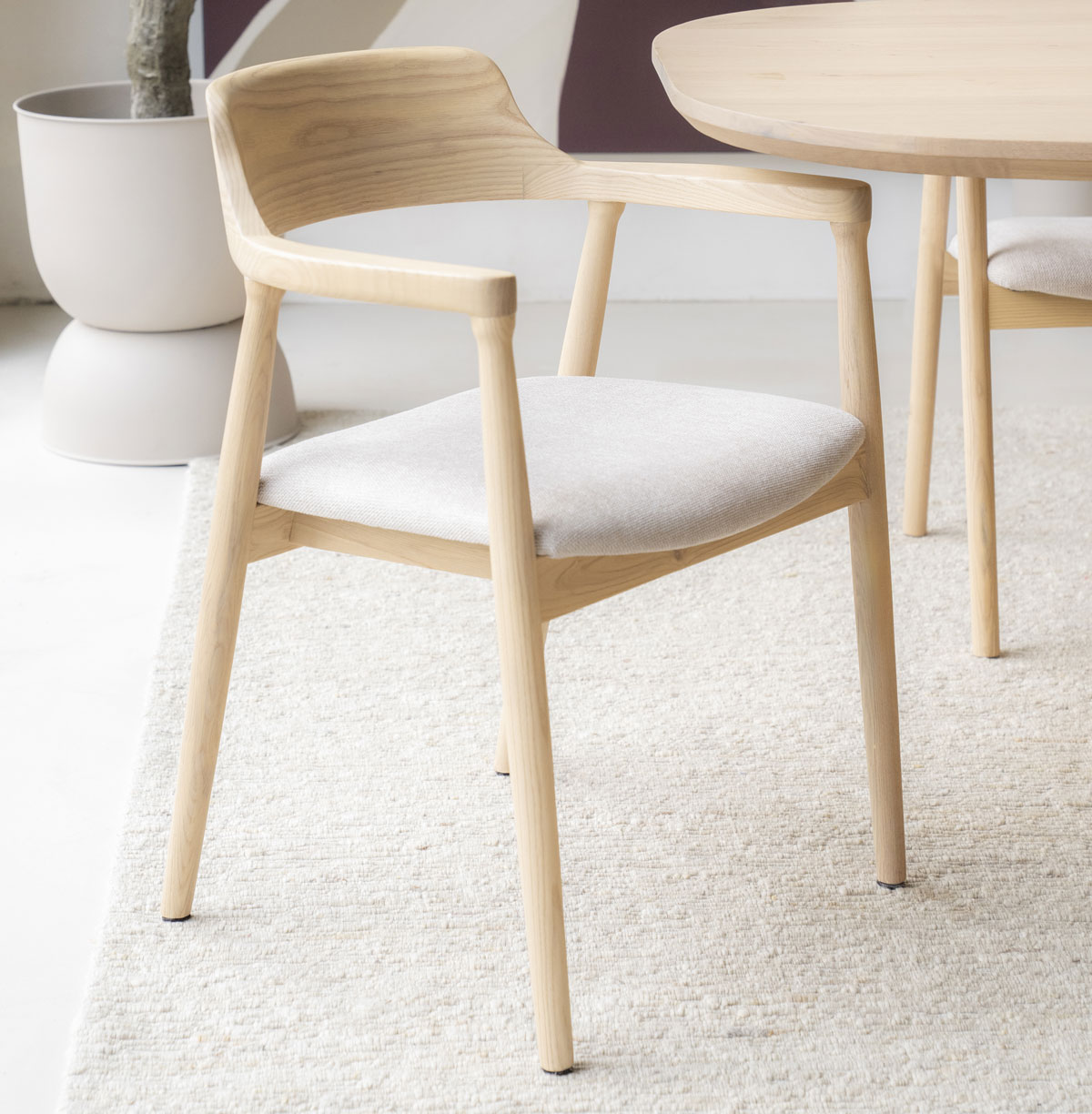 Esszimmer Stuhl Yorick Armlehnstuhl Esche Holz Stoff hellbraun Esstischstuhl Dinnerstuhl