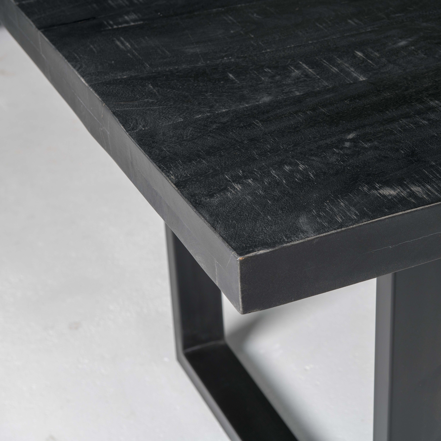Esstisch Kala  200 x 100 cm Mangoholz schwarz