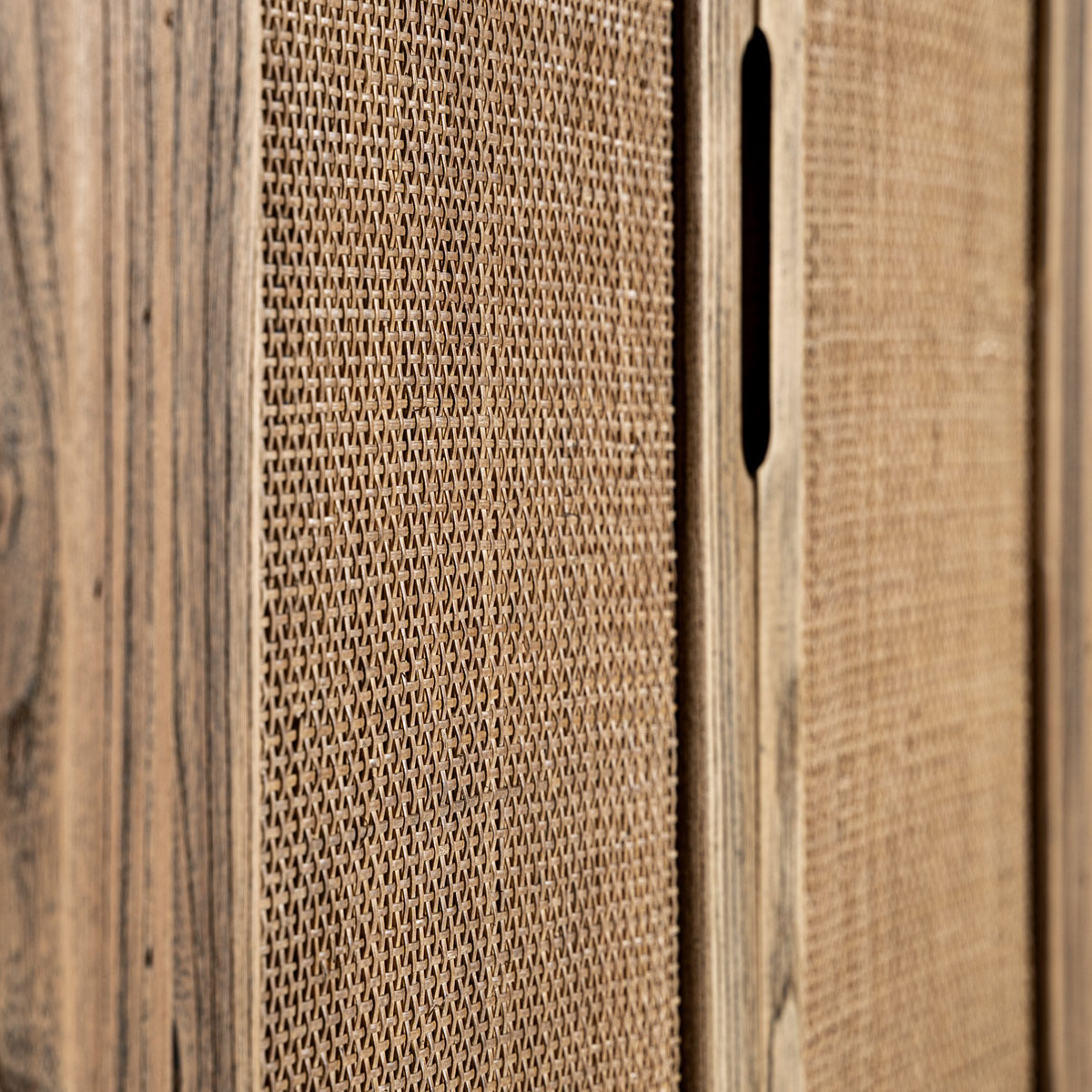 Sideboard BYREMO 220 cm Ulmenholz hellbraun Kommode