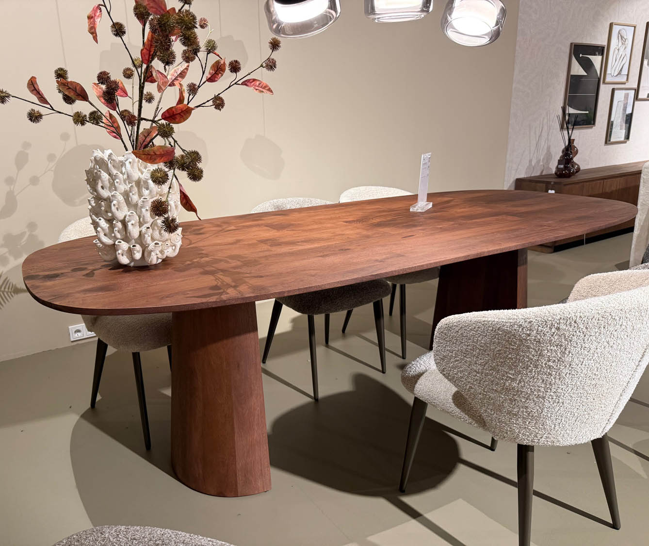Esstisch Lune oval 240 x 105 cm Mango Massivholz braun
