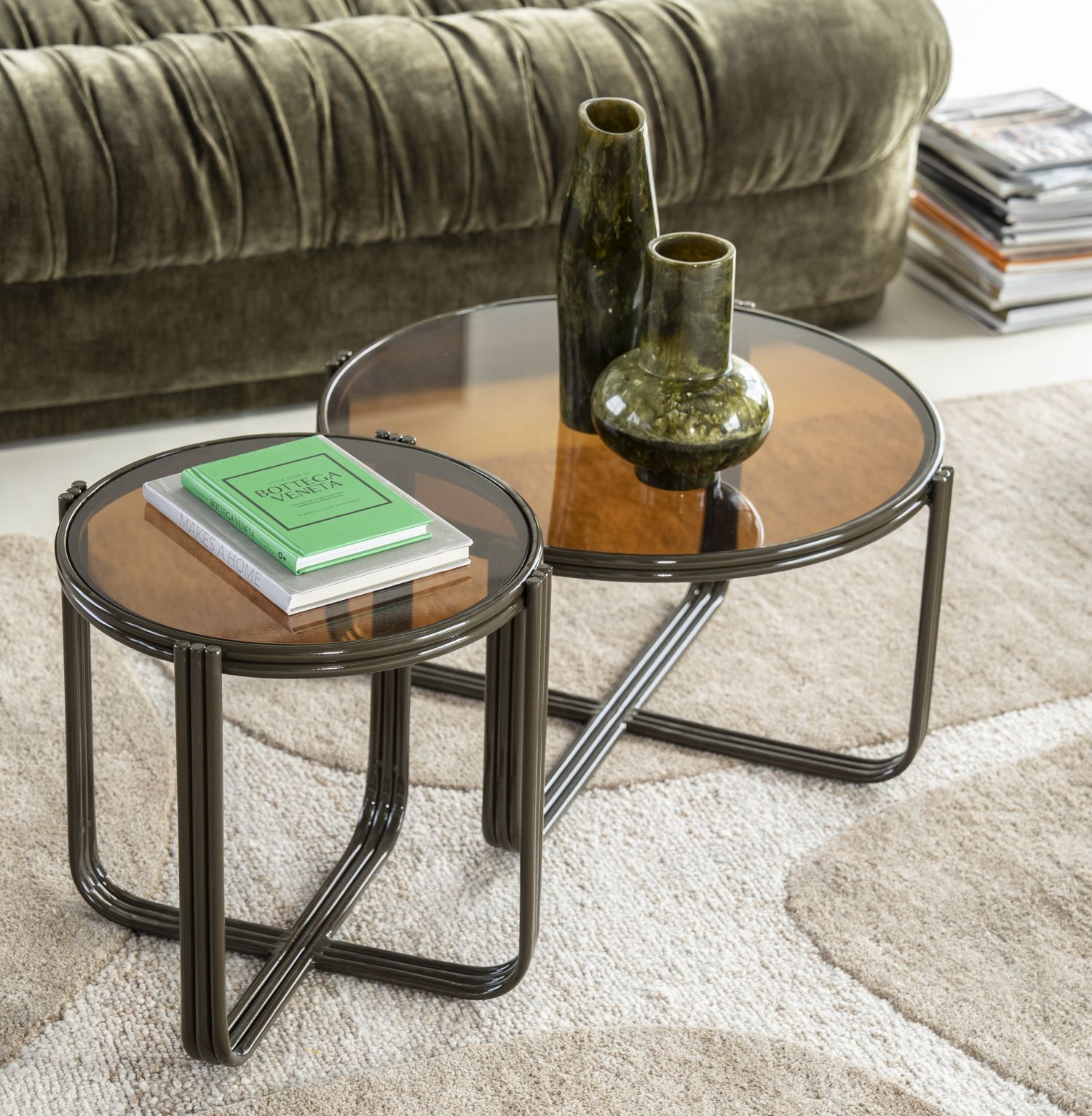 Couchtisch Groovy Ø 42,5 cm mit Glasplatte braun
