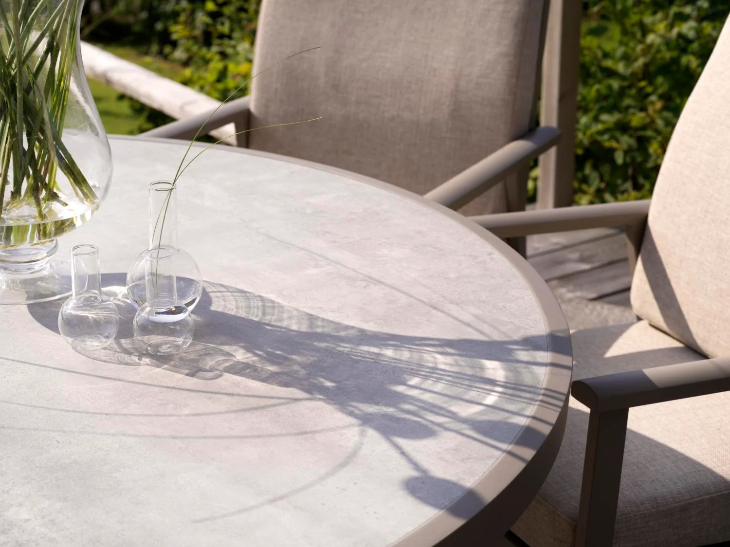 Gartenmöbel Esstischgruppe Samvaro beige Tisch Ø 140 cm mit 6 Stühlen