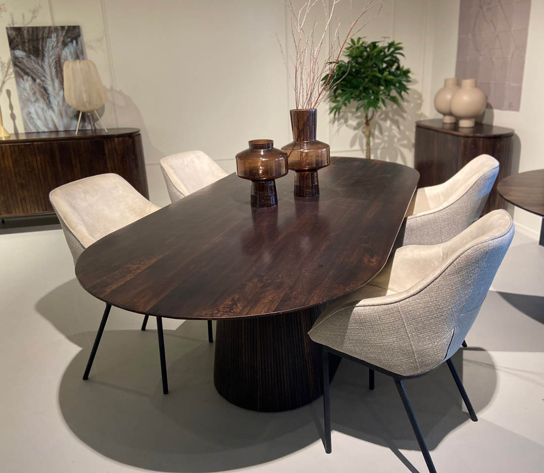 Esstisch Salvator oval 230 x 110 cm Mangoholz Farbe wallnuss