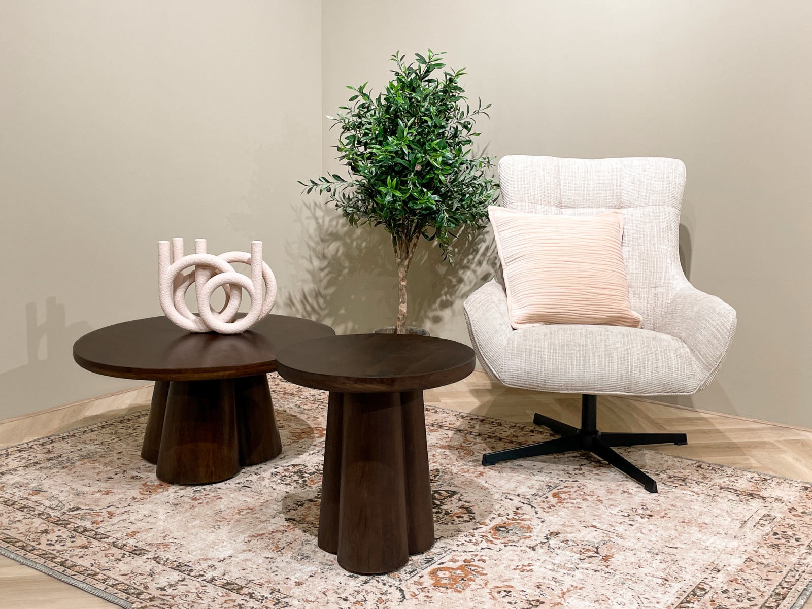 Couchtisch Clubs rund Ø 80 cm Hartholz braun