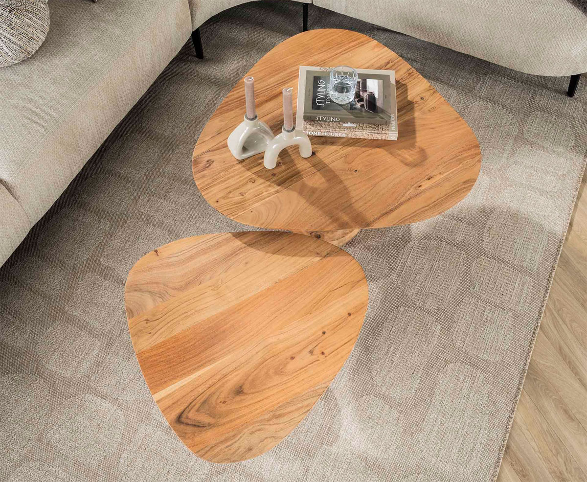2er Set Couchtisch Dreieckform Akazie natur  