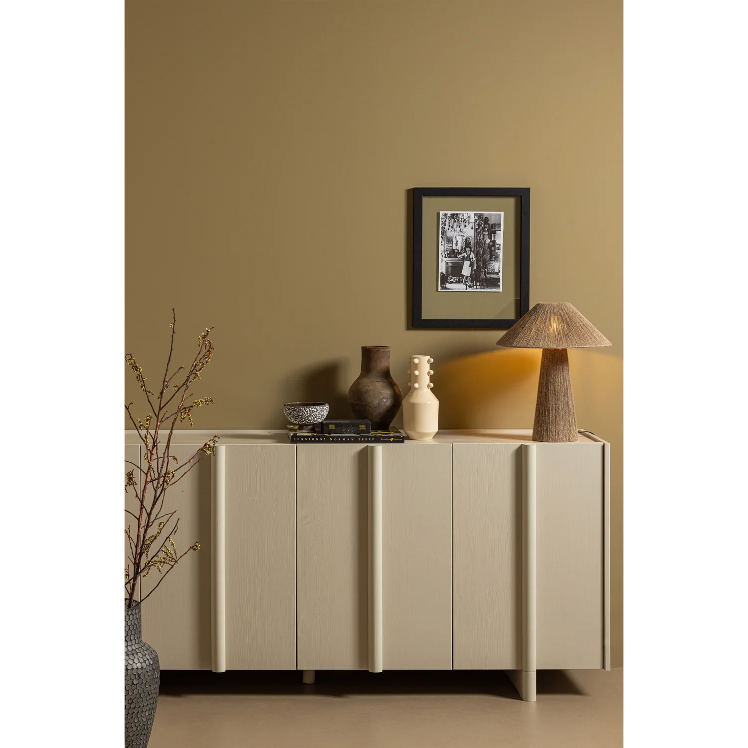 Sideboard BASU 200 cm mit 4 Türen Kiefernholz staubgrau 