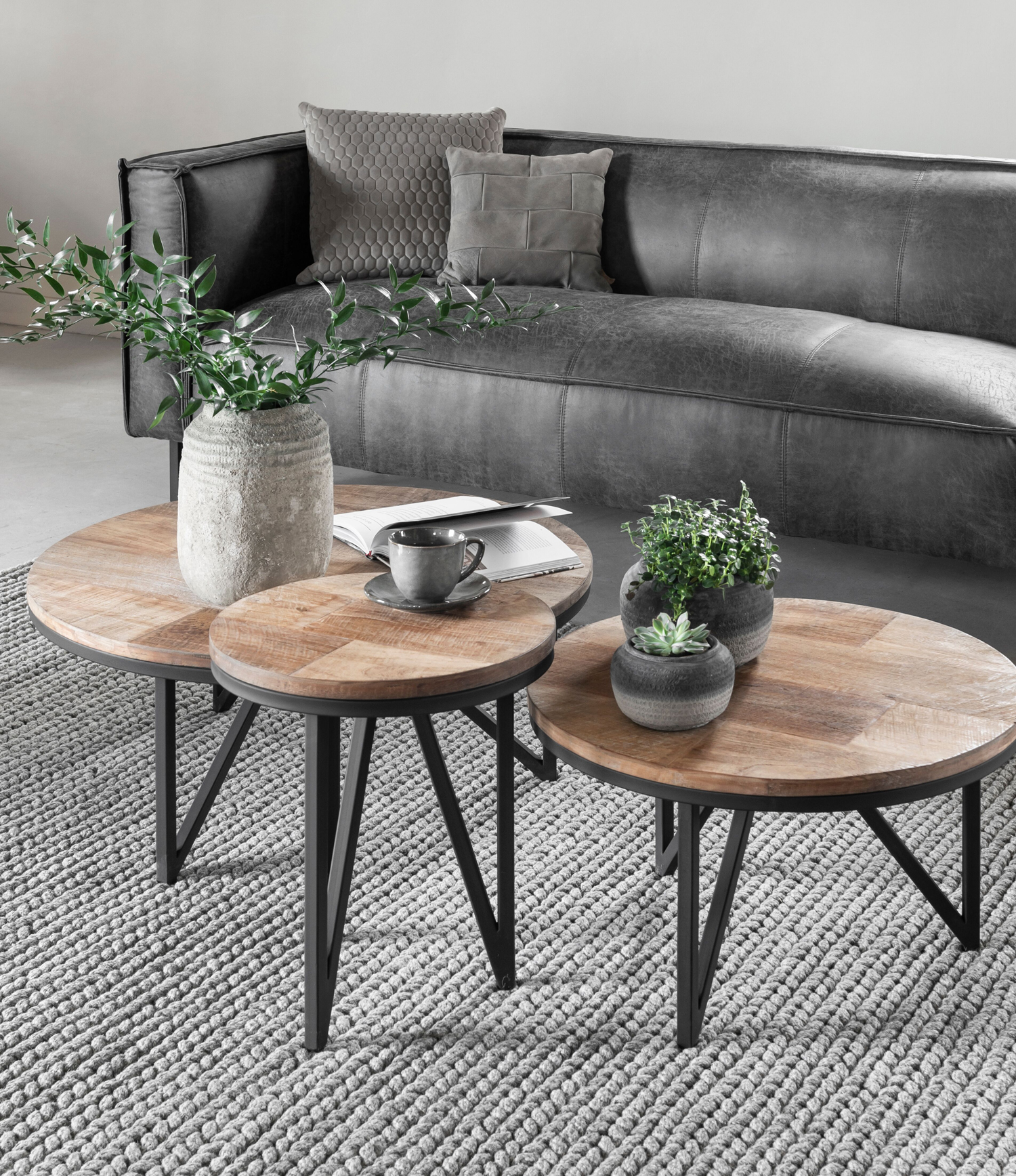 Couchtisch Odeon rund Ø 60 cm recyceltes Teakholz